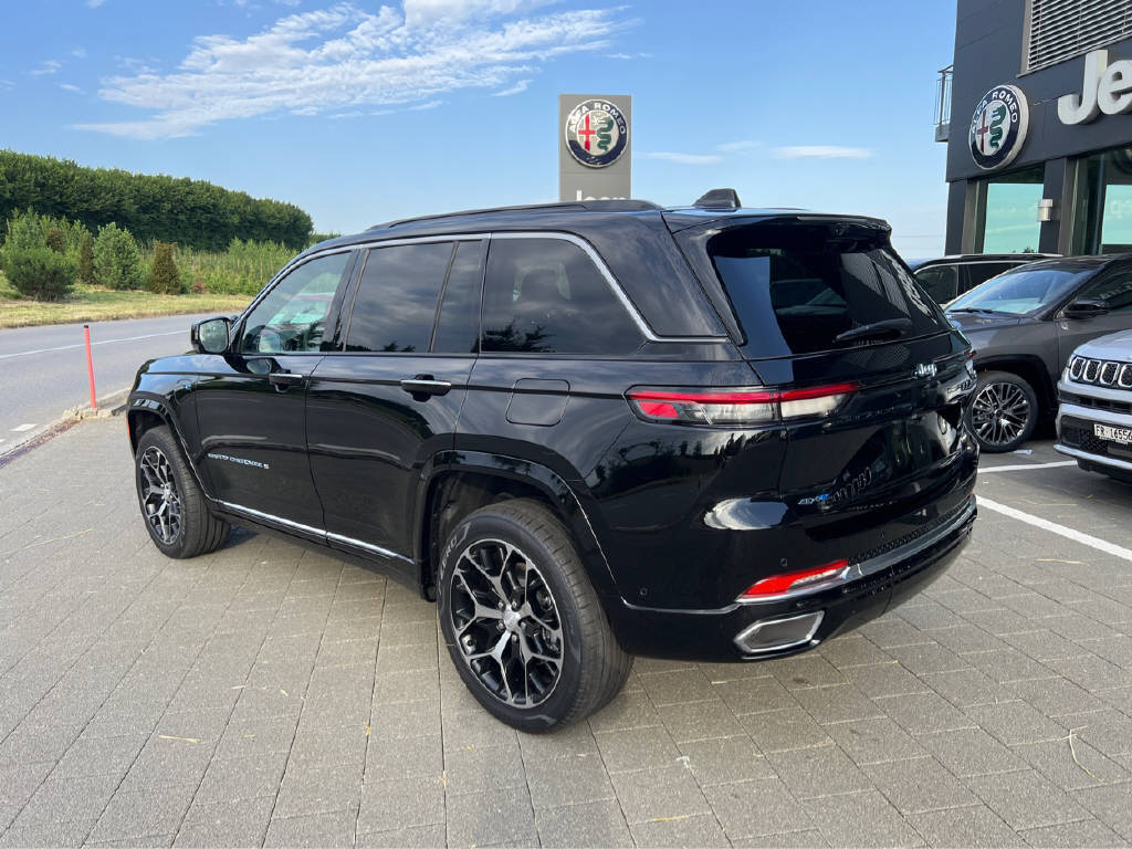 JEEP Grand Cherokee 2.0 Turbo Summit Reserve 4xe-showroom-element-3