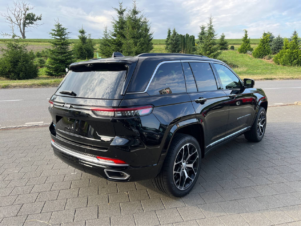 JEEP Grand Cherokee 2.0 Turbo Summit Reserve 4xe-showroom-element-2