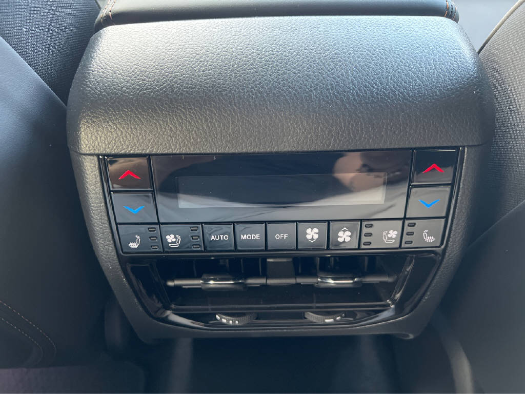 JEEP Grand Cherokee 2.0 Turbo Summit Reserve 4xe-image-8