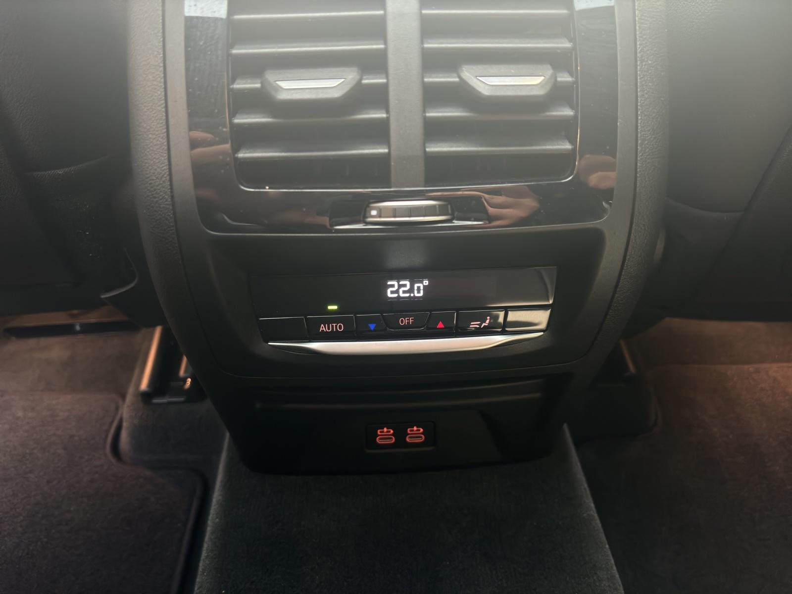 BMW X4 M40i-image-14