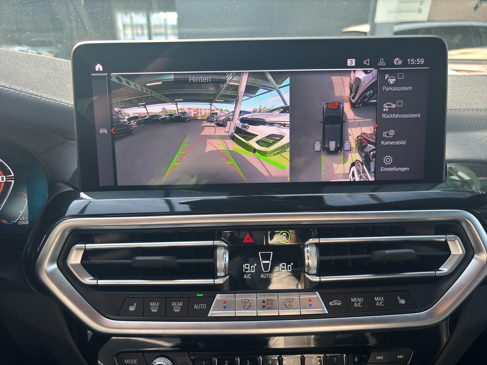 BMW X4 M40i-image-13