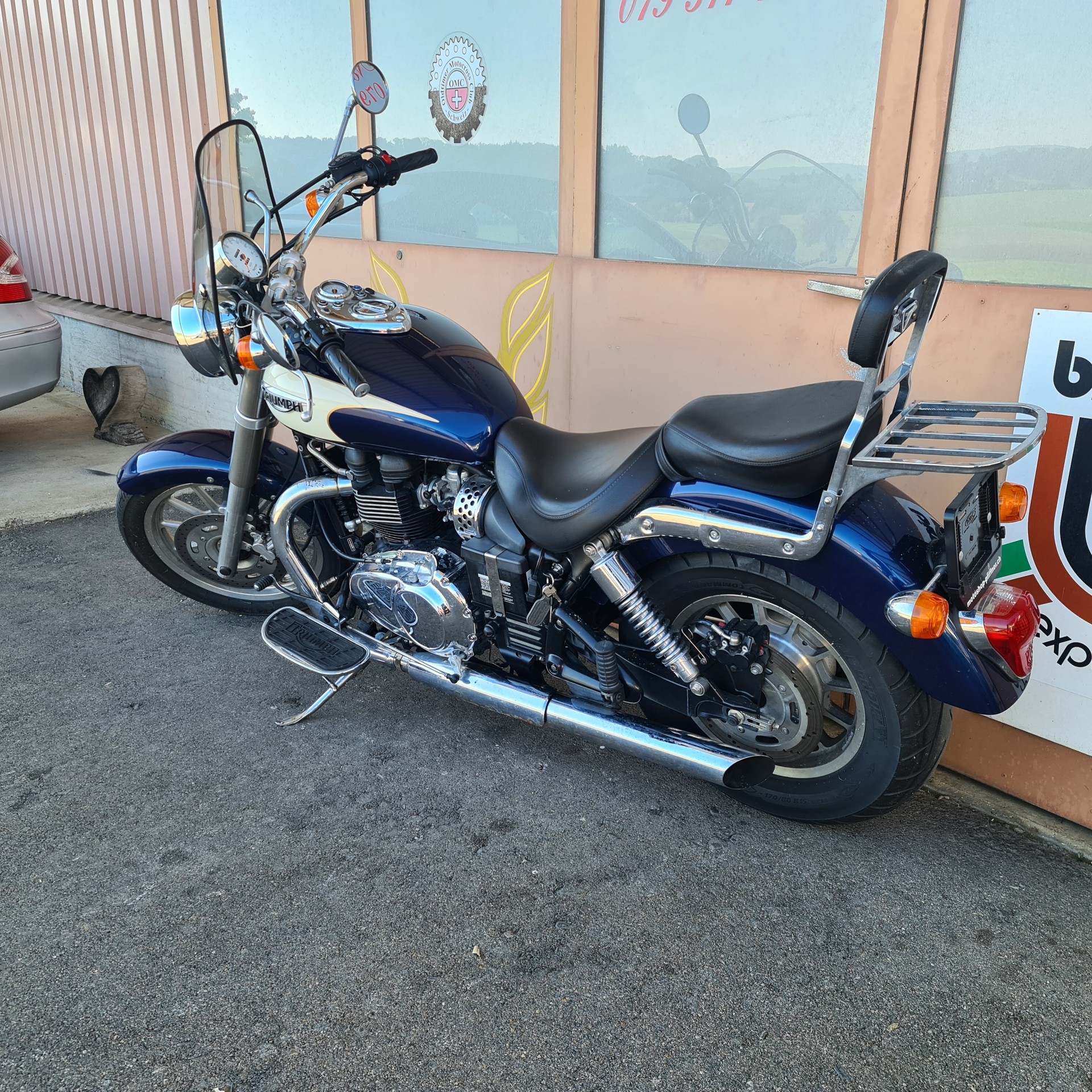 TRIUMPH America 900 i-image-4
