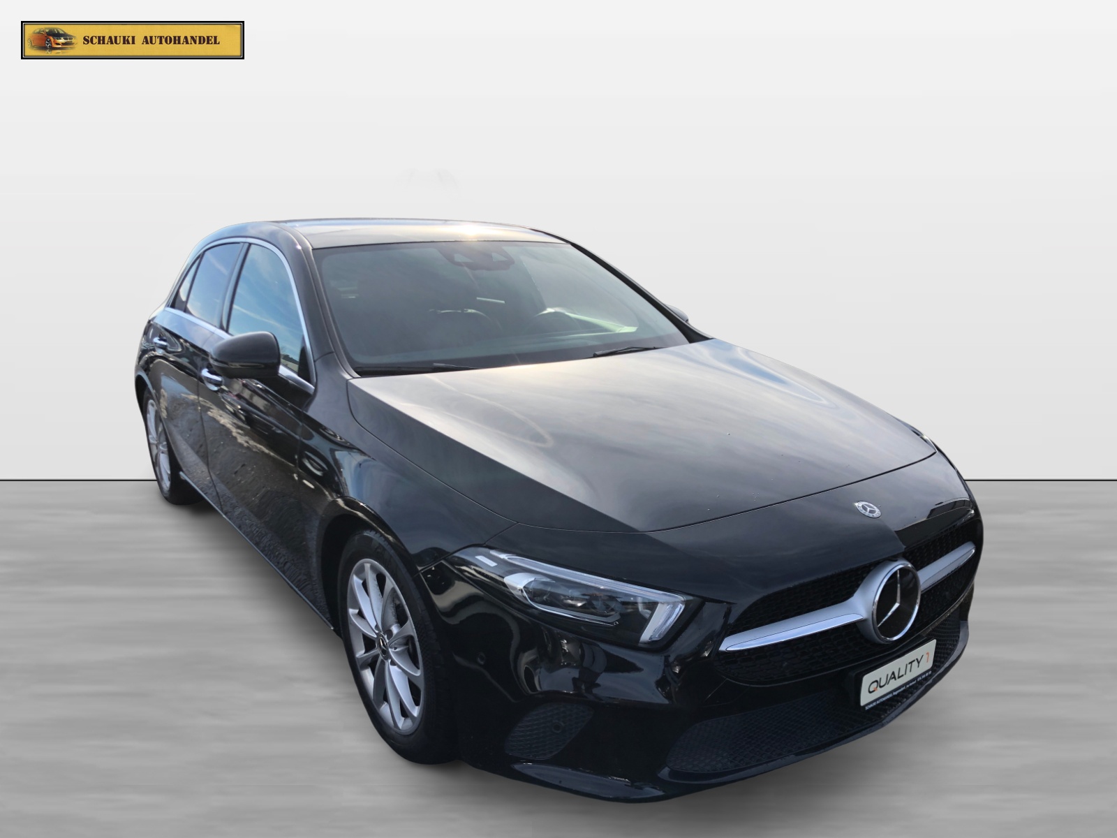 MERCEDES-BENZ A 250 4Matic Progressive 7G-DCT-showroom-element-2