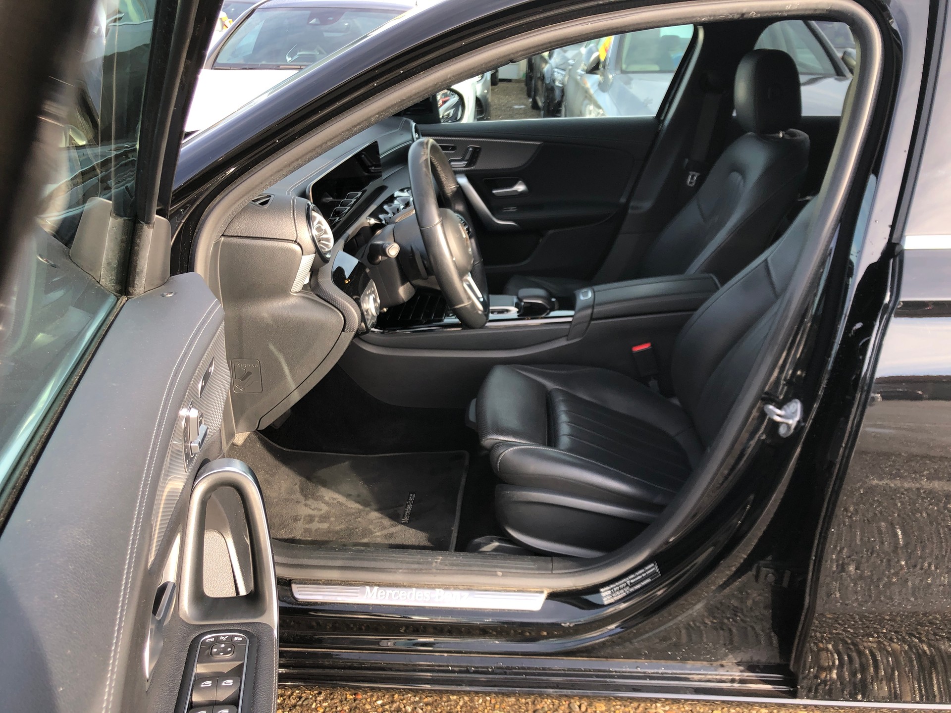 MERCEDES-BENZ A 250 4Matic Progressive 7G-DCT-image-17