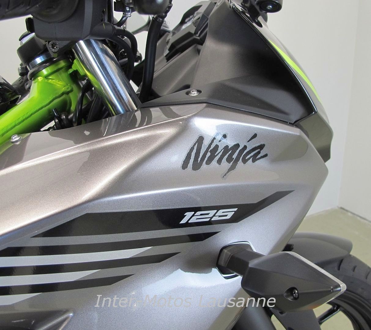KAWASAKI NINJA 125 SE-image-6