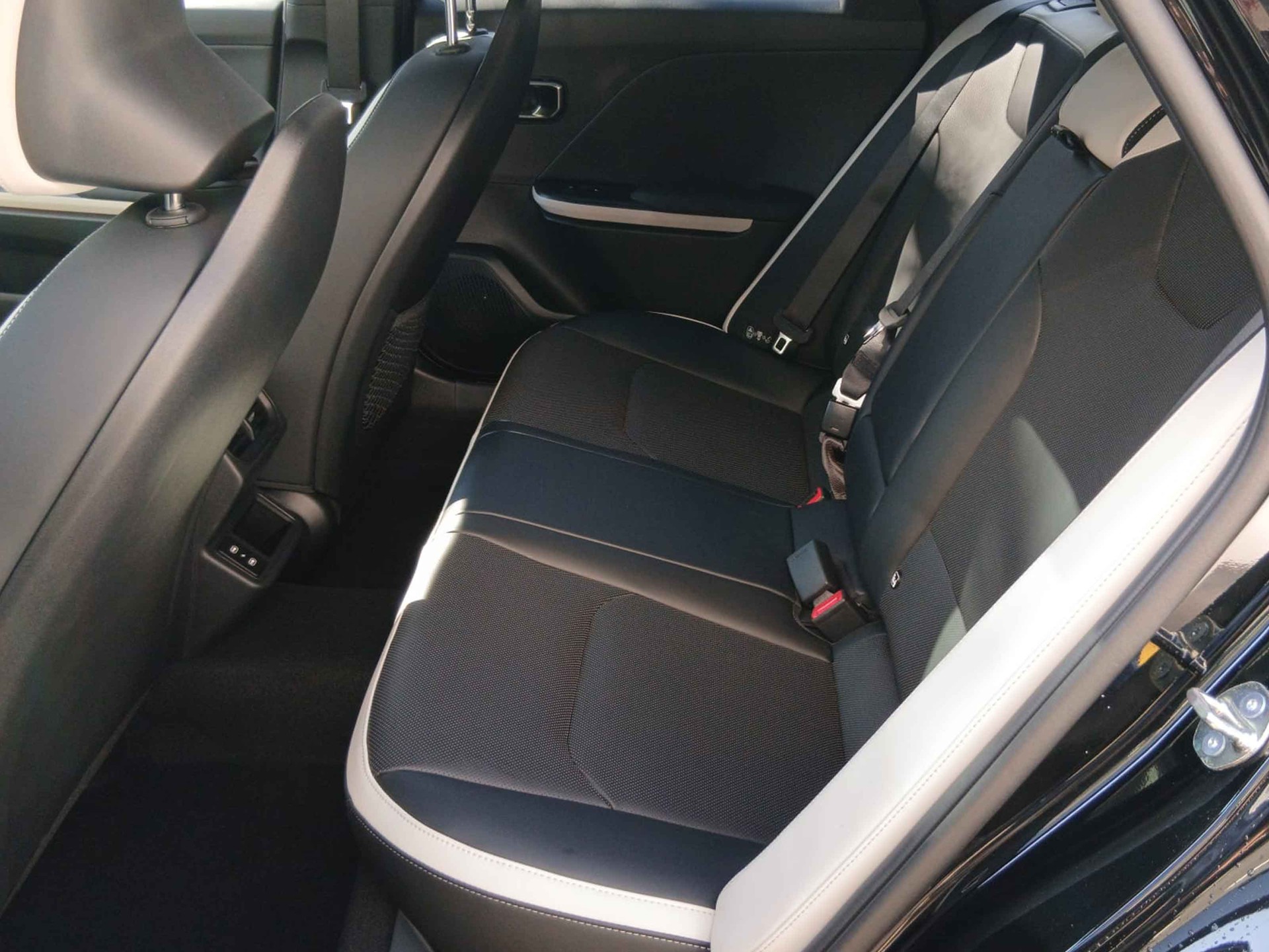 KIA K4 1.6T-GDi GT-Line 7DCT-image-8
