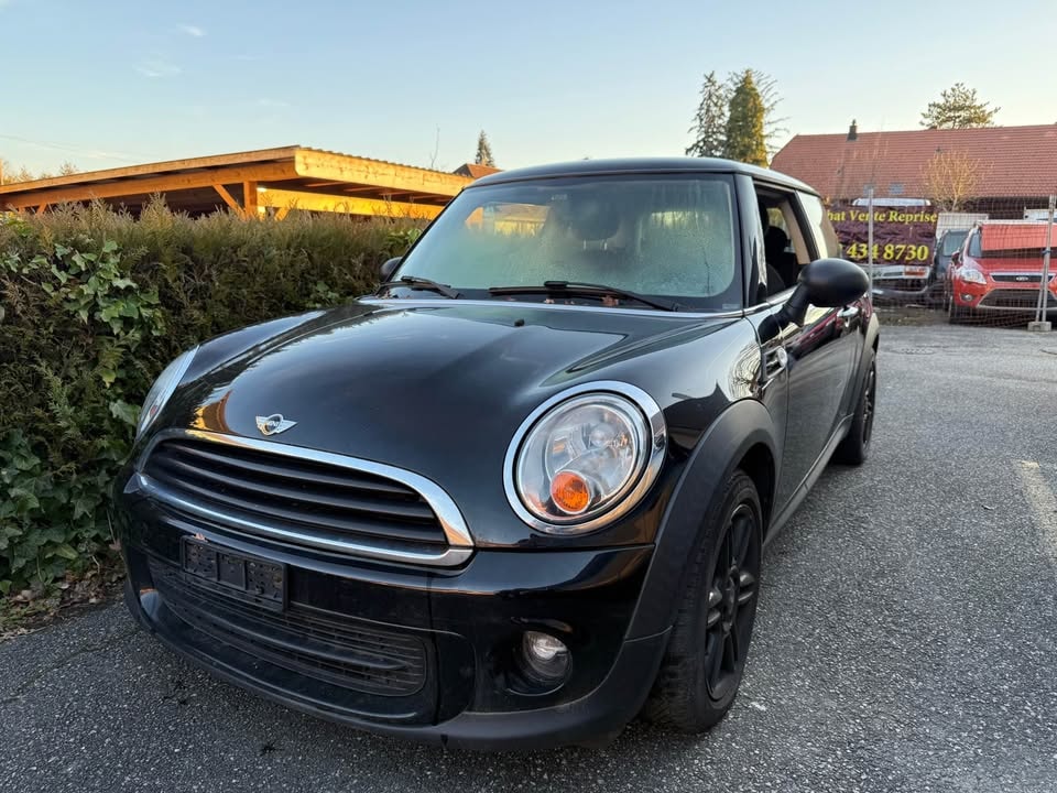 MINI One-image-1