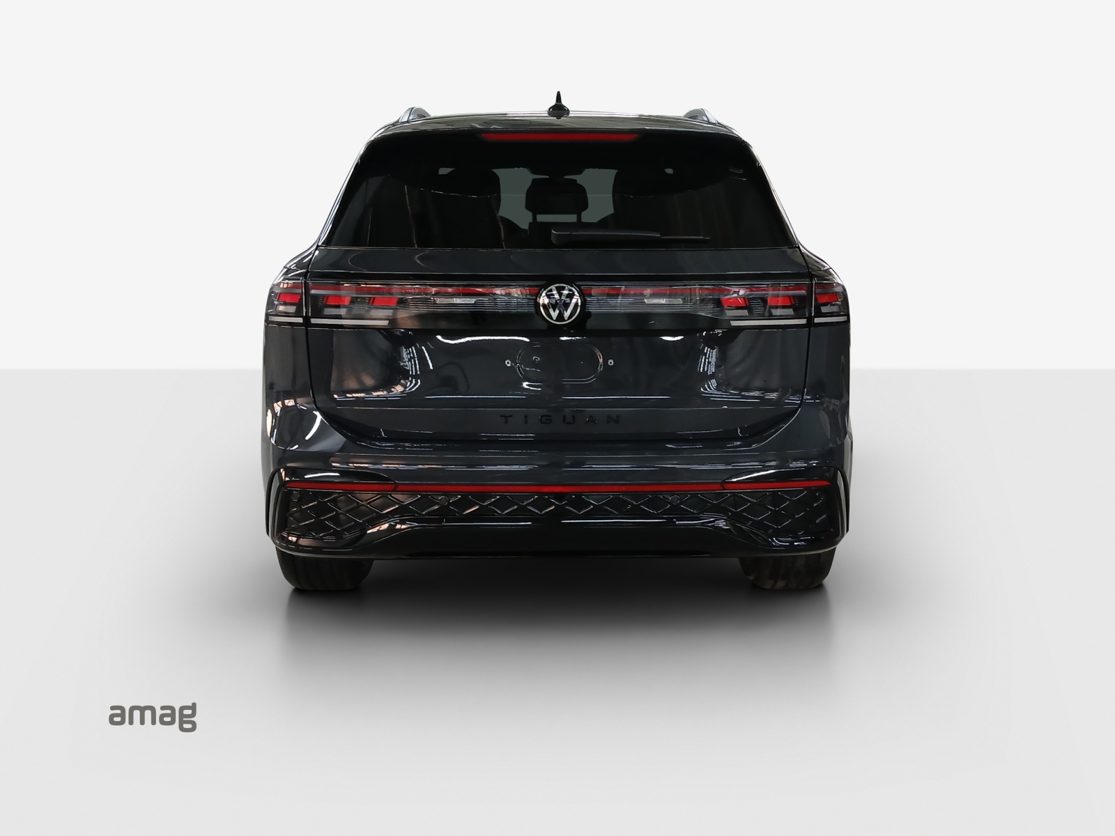 VW Tiguan 2.0 TSI DSG R-Line 4Motion-showroom-element-3