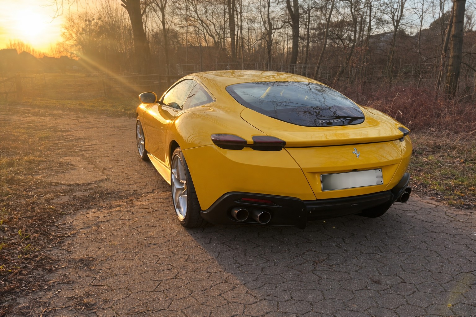 FERRARI Roma 3.9 V8 T-image-2