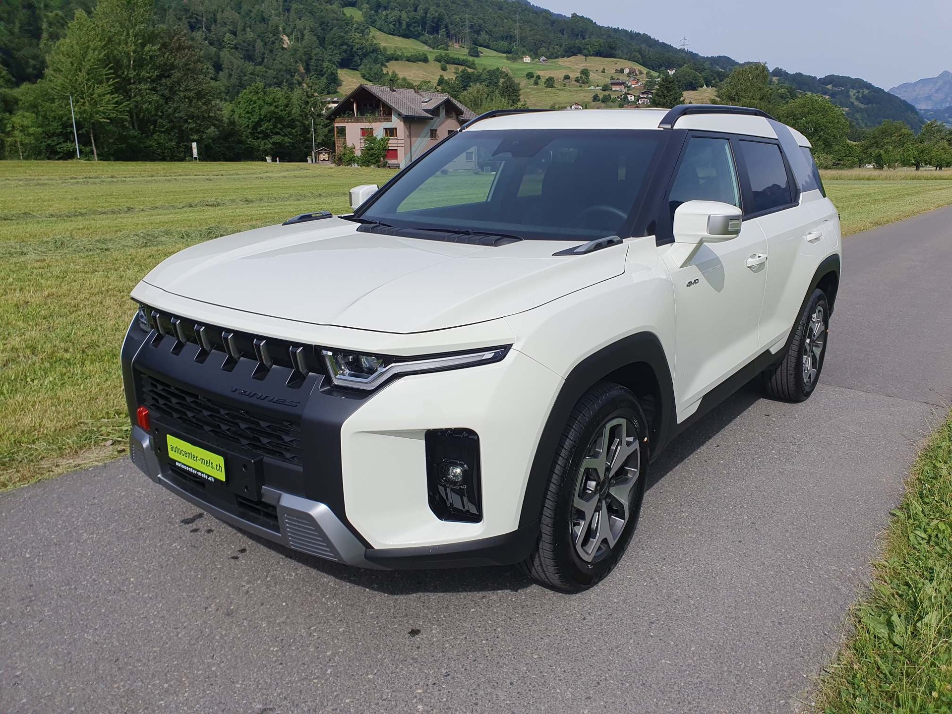 KGM-SsangYong Torres 1.5 Turbo Platinum 4WD MJ27-image-3