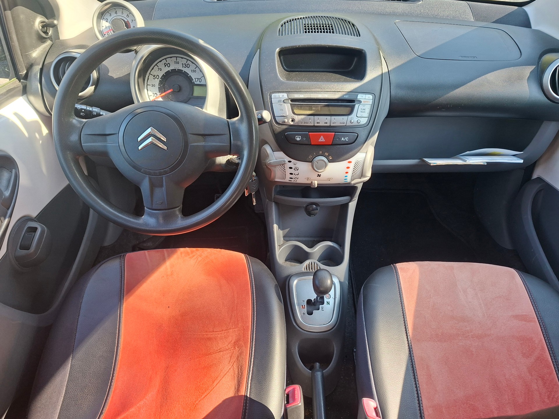 CITROEN C1 1.0i Essentiel (X)-image-8