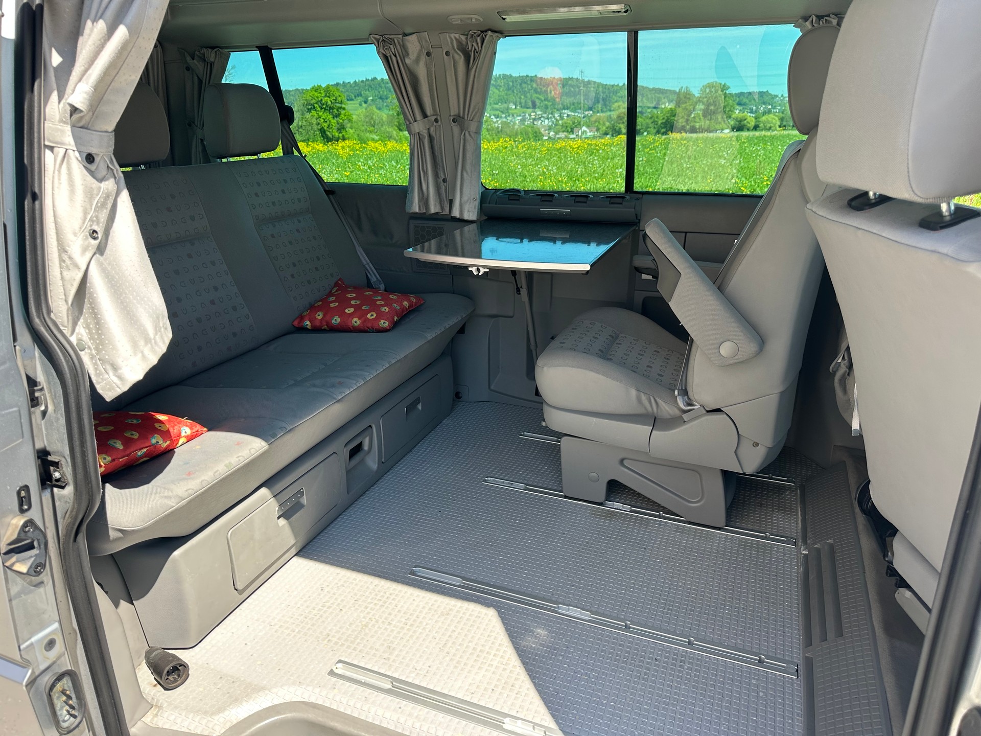VW Westfalia Traum Camper in Top Zustand für VW-Fans-image-15