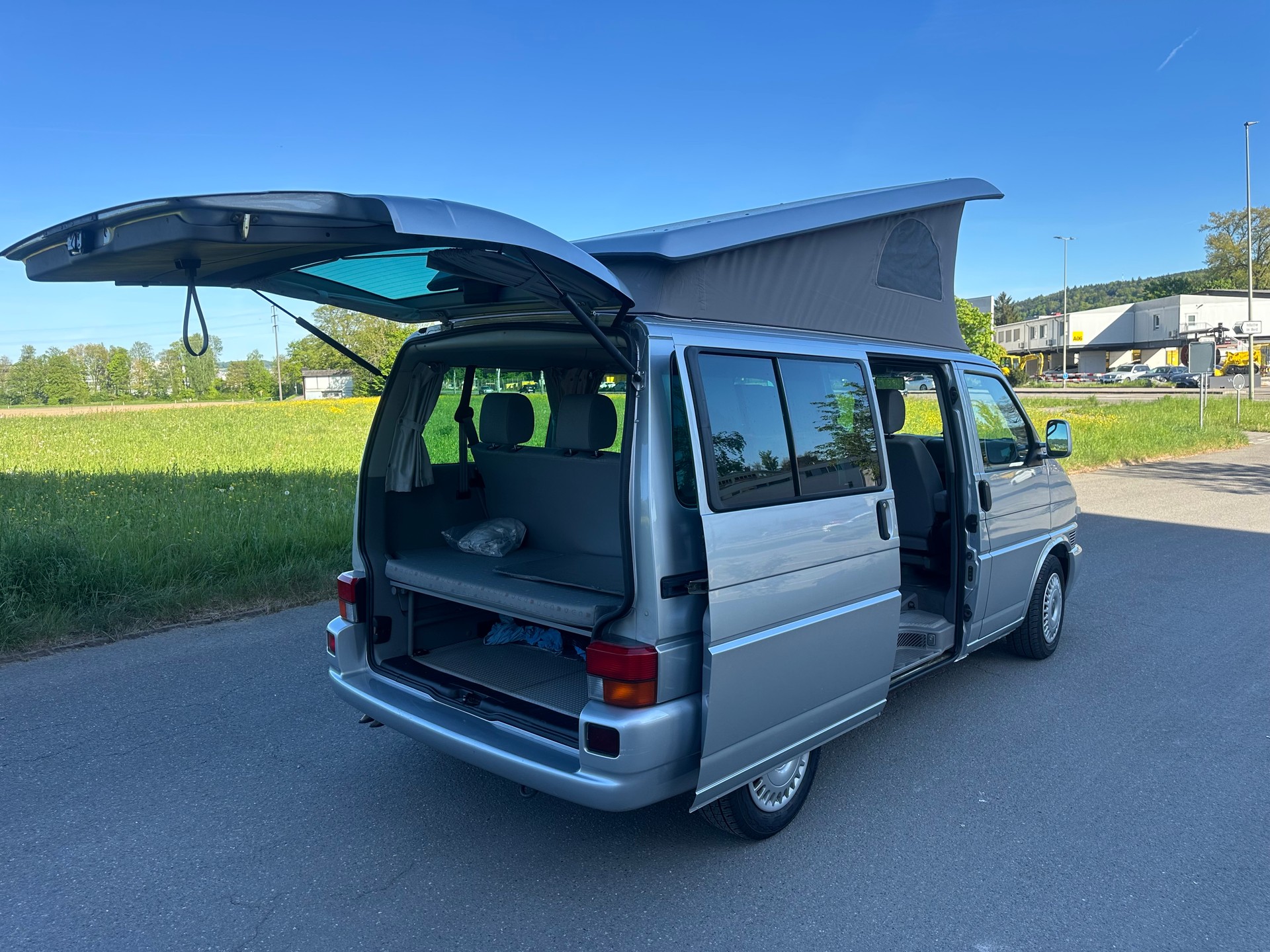 VW Westfalia Traum Camper in Top Zustand für VW-Fans-showroom-element-1