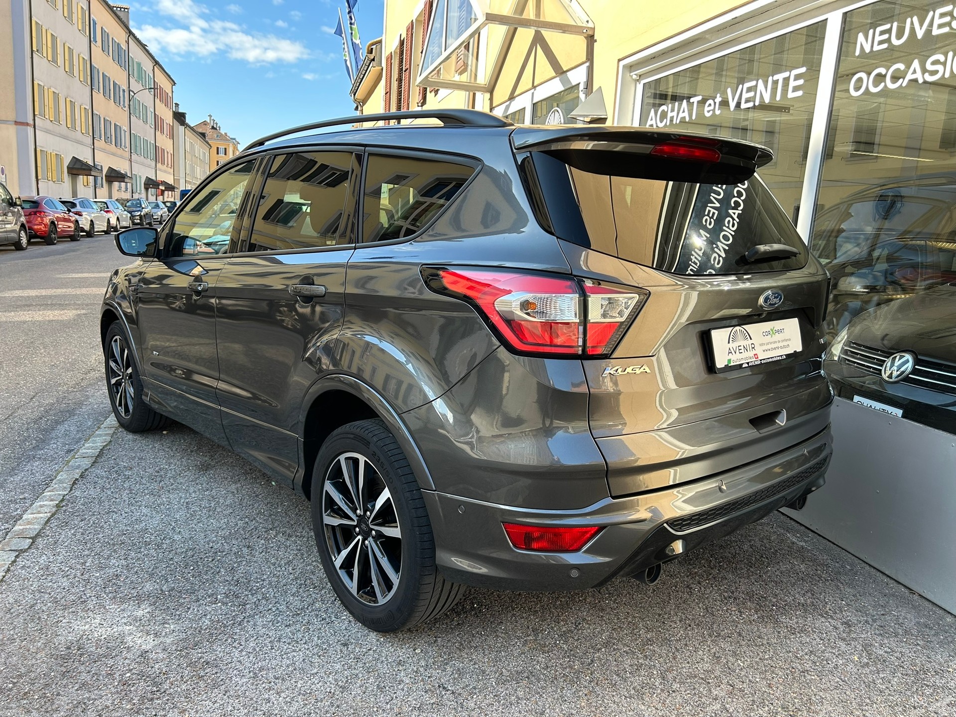 FORD Kuga 1.5 EcoBoost ST-Line AWD-image-2