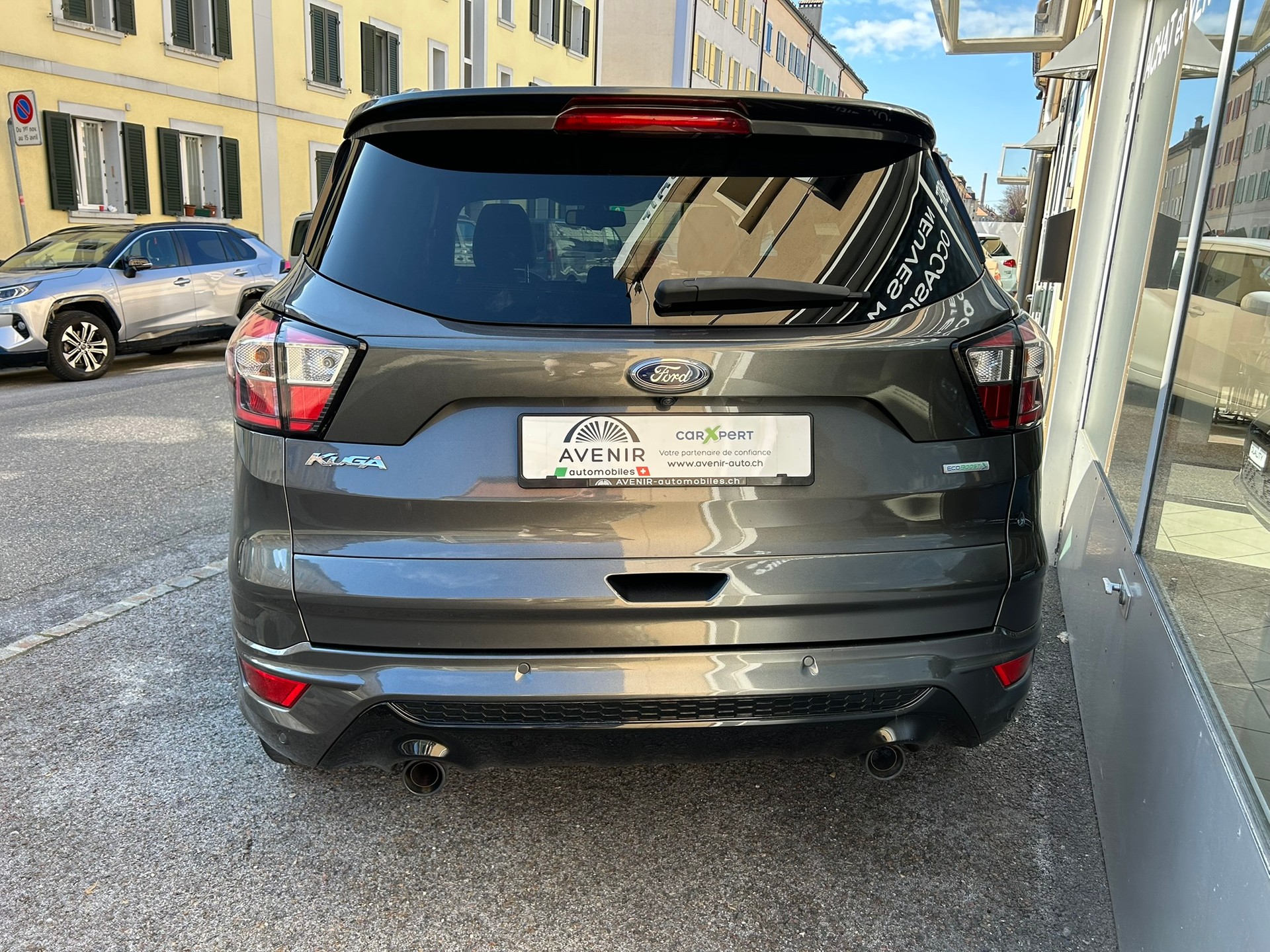 FORD Kuga 1.5 EcoBoost ST-Line AWD-image-3