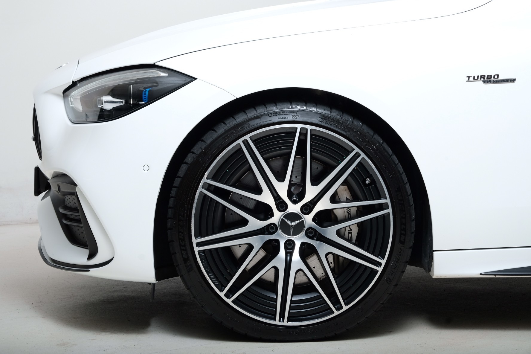 MERCEDES-BENZ C 43 T AMG 4Matic-image-2