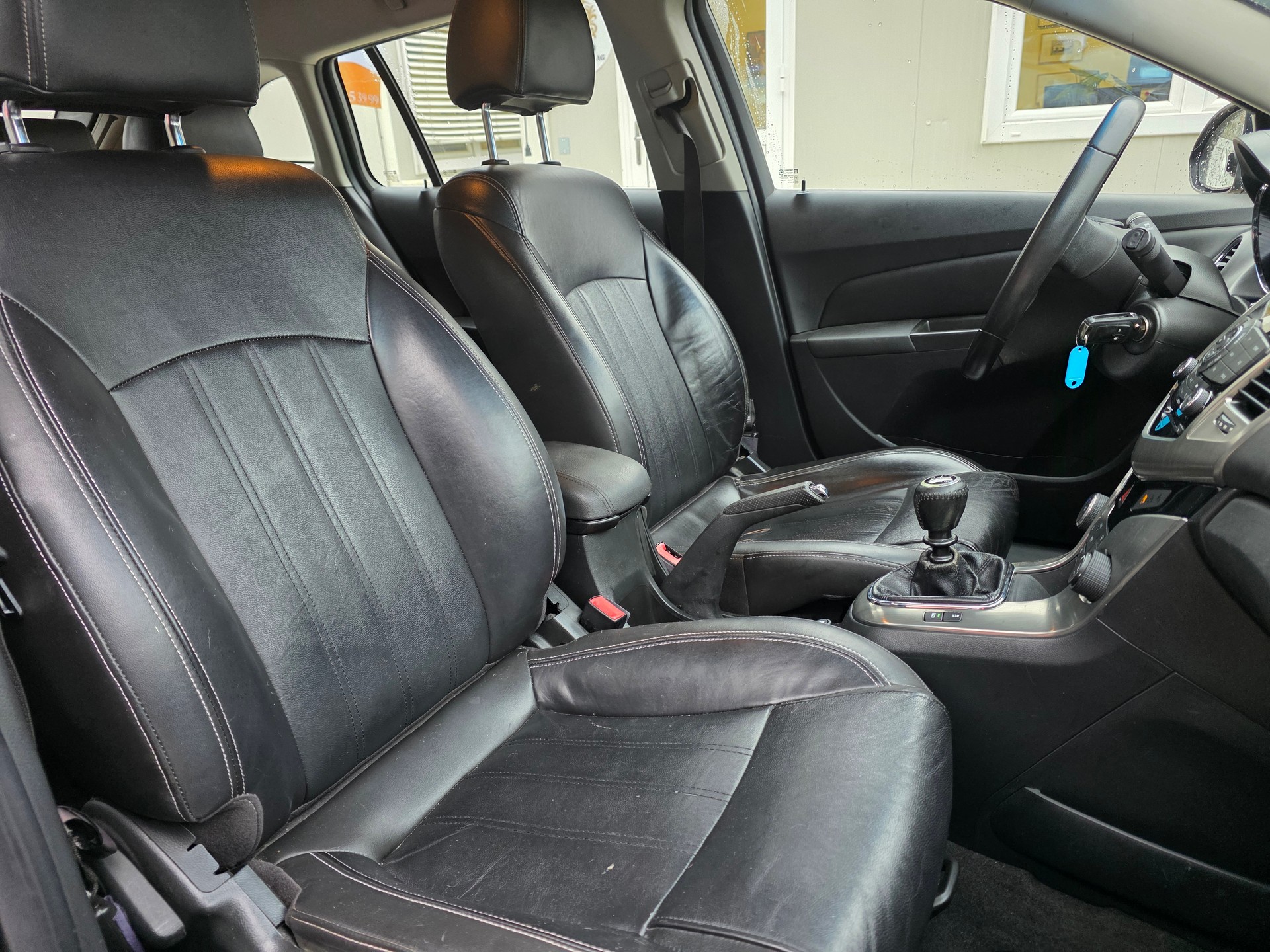 CHEVROLET Cruze Station Wagon 1.4 T LTZ Frisch ab MFK / Frisch ab Service / Garantie / Gratis Lieferung-image-12