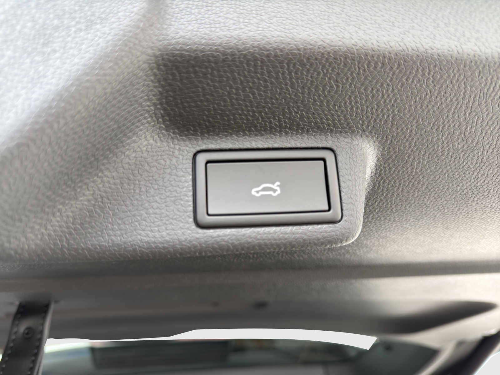 VW ID.Buzz LWB Pro-image-15