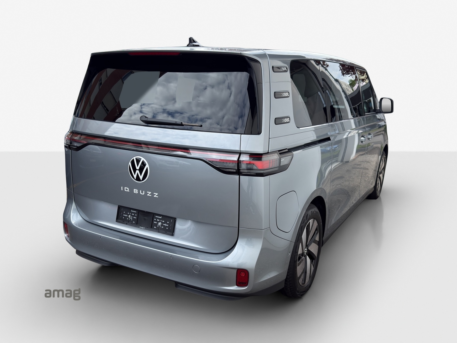 VW ID.Buzz LWB Pro-image-4