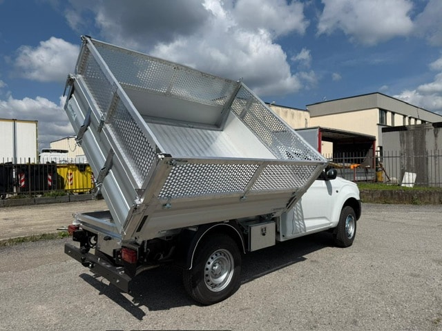 ISUZU D-MAX Single Cab N60F 4x4 "Immatricolato KM.0" - Ponte Ribaltabile NUOVO Totalmente in Alluminio - Gancio Traino KG.3500-image-2