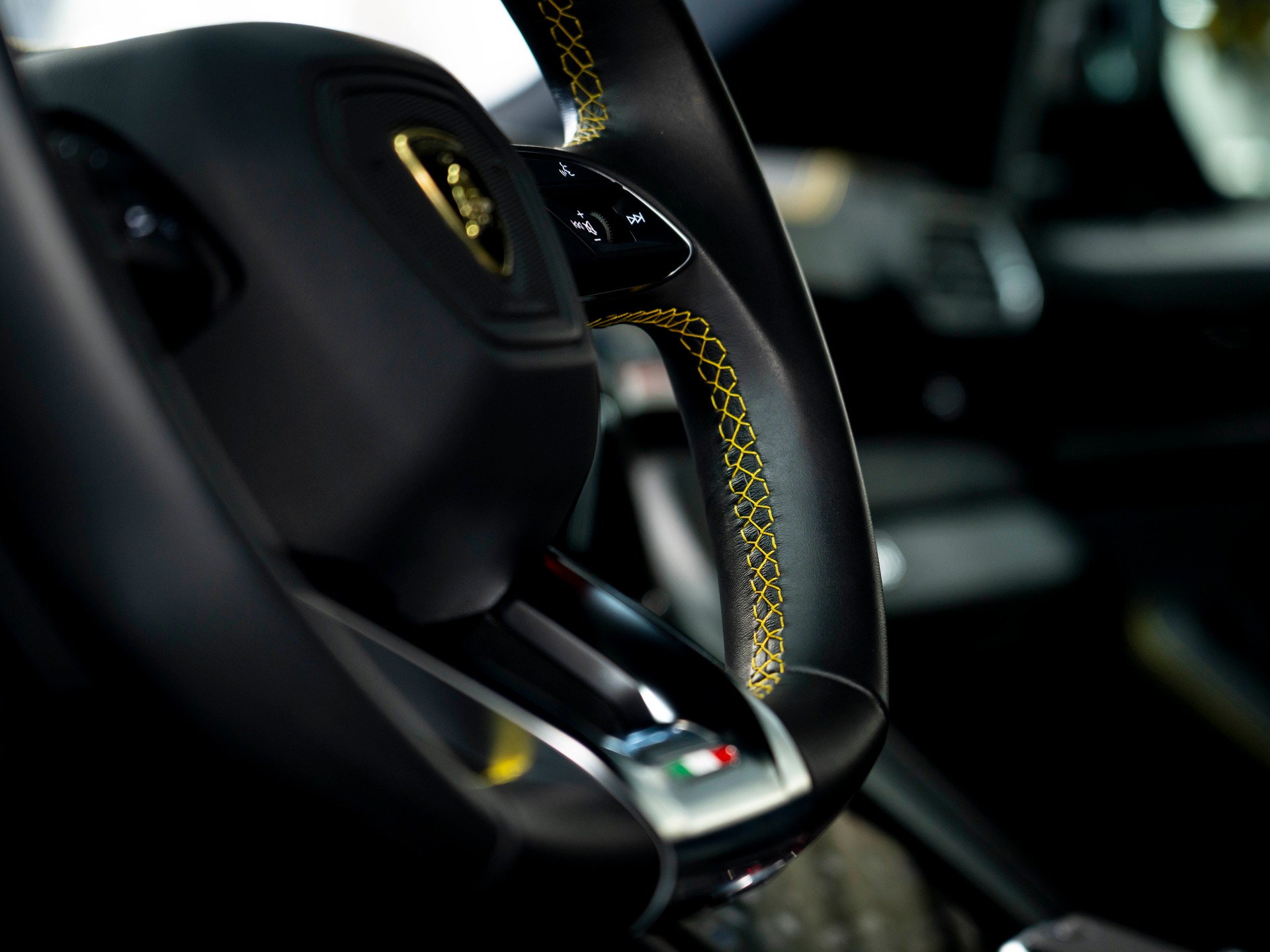 LAMBORGHINI URUS S HP 666 DERNIERE VERSION-image-14