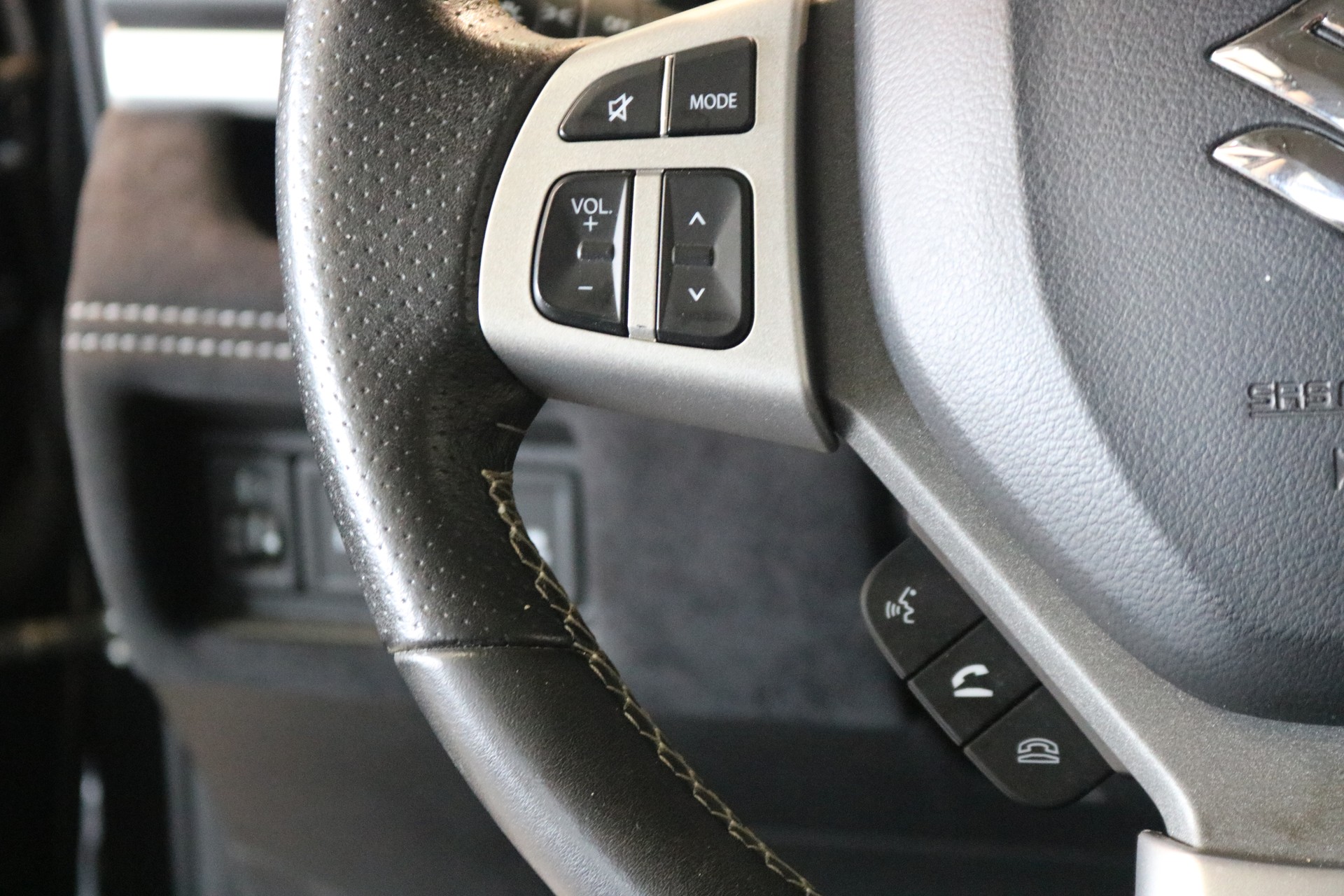 SUZUKI Swift 1.2i 16V Sergio Cellano-image-36