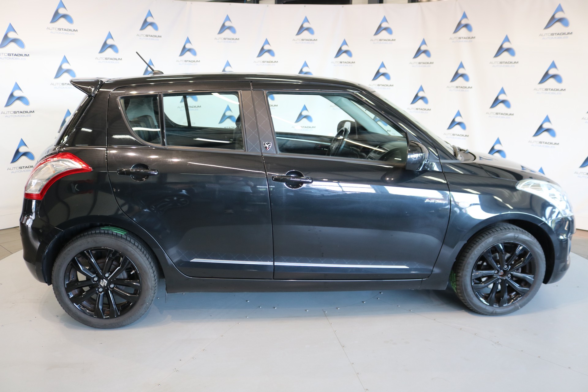 SUZUKI Swift 1.2i 16V Sergio Cellano-image-18