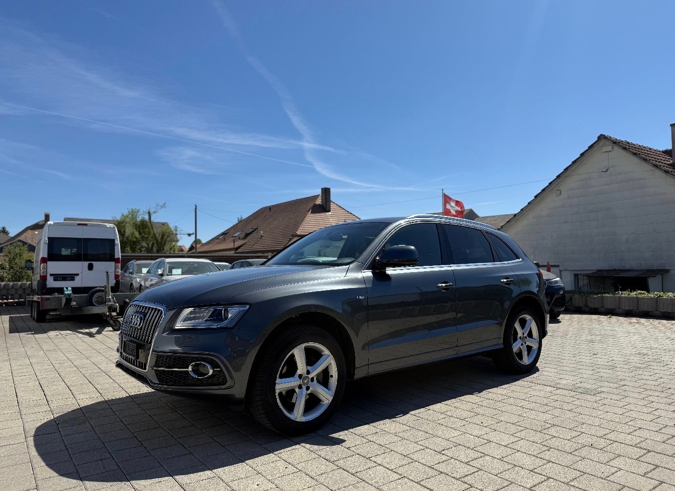 AUDI Q5 2.0 TDI quattro S-tronic-image-8