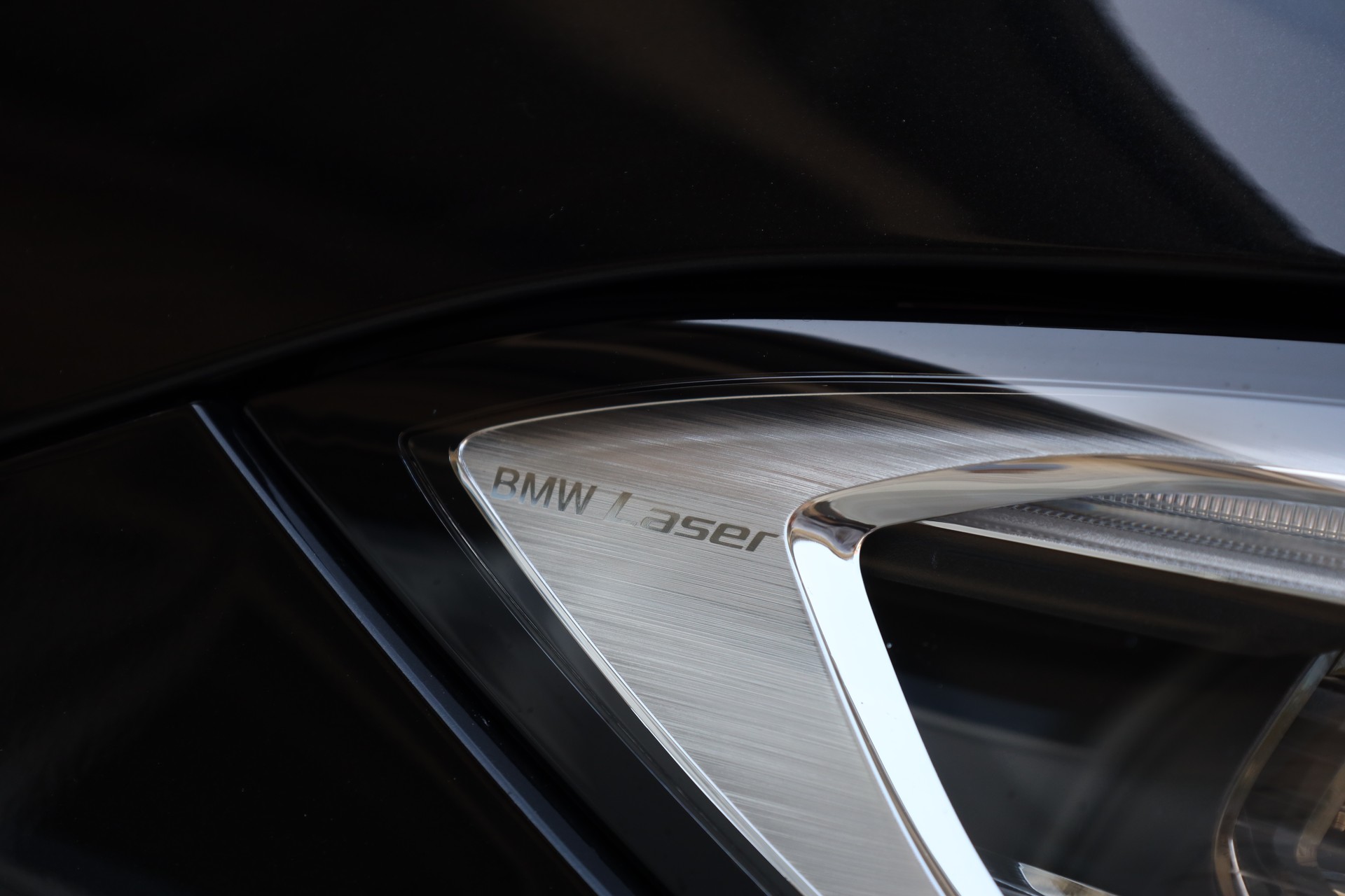 BMW 320i xDrive Steptronic M Sport-image-24
