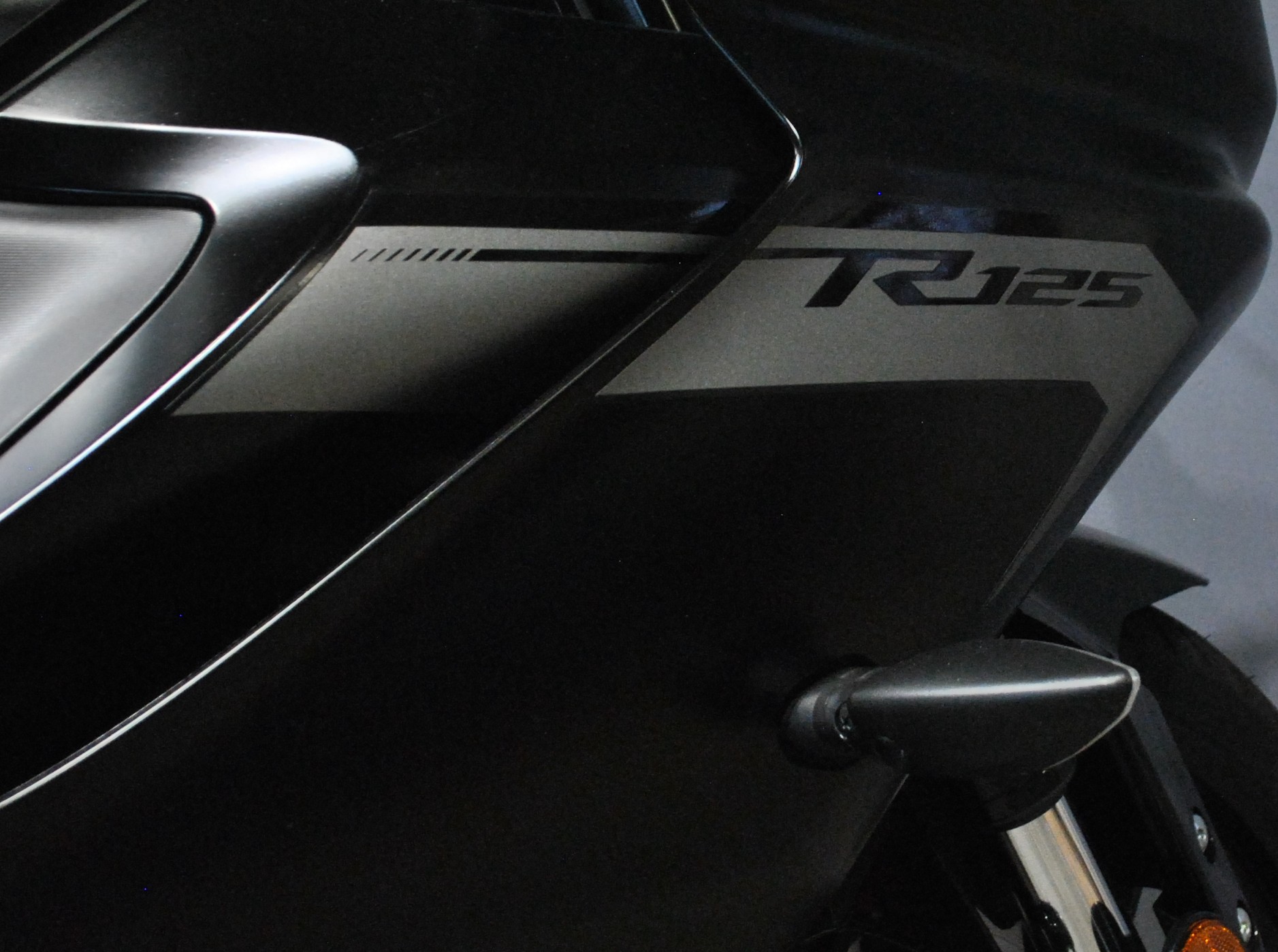YAMAHA YZF-R 125 ABS-image-6