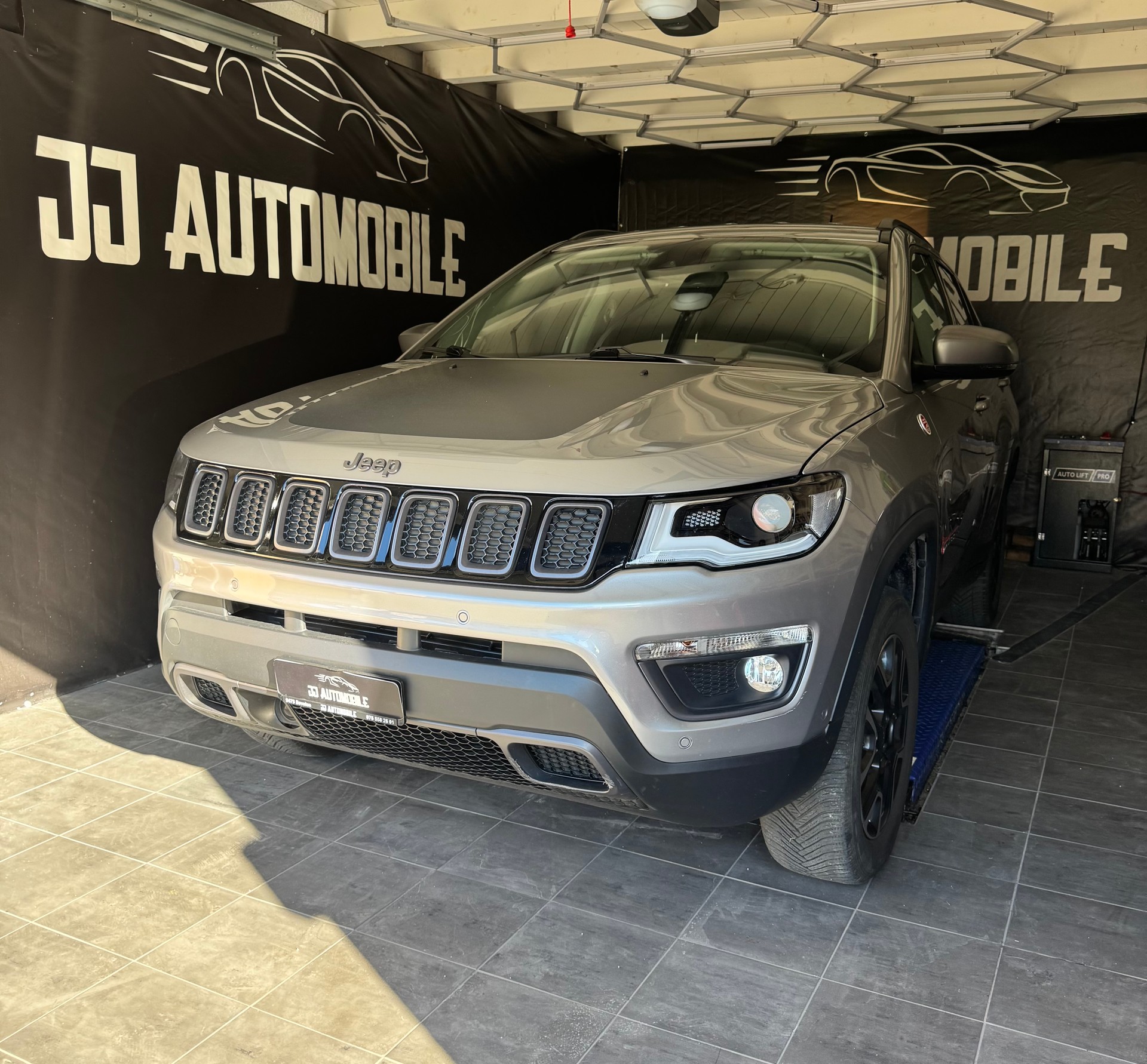 JEEP Compass 2.0CRD Trailhawk AWD 9ATX
