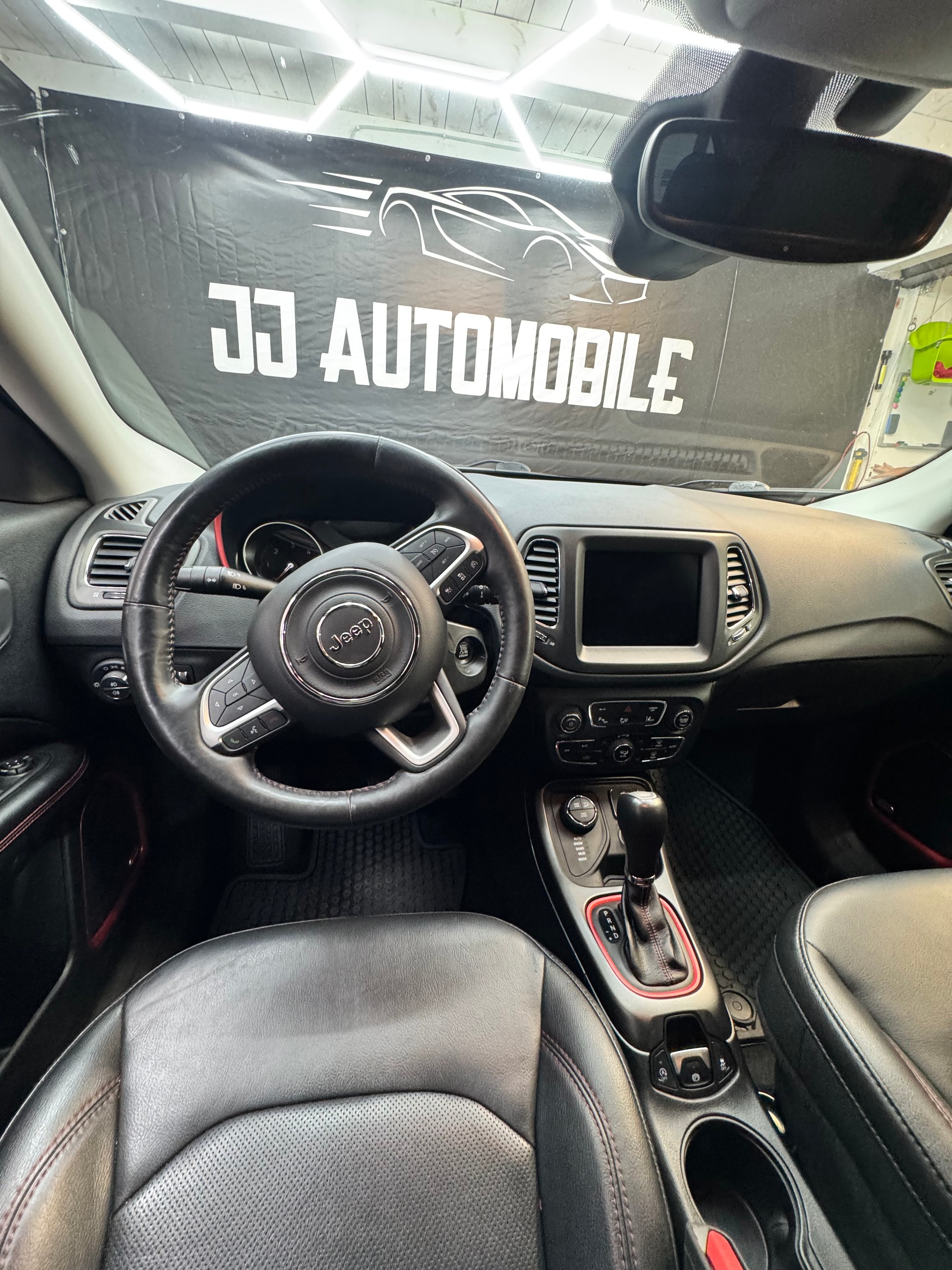 JEEP Compass 2.0CRD Trailhawk AWD 9ATX-image-10