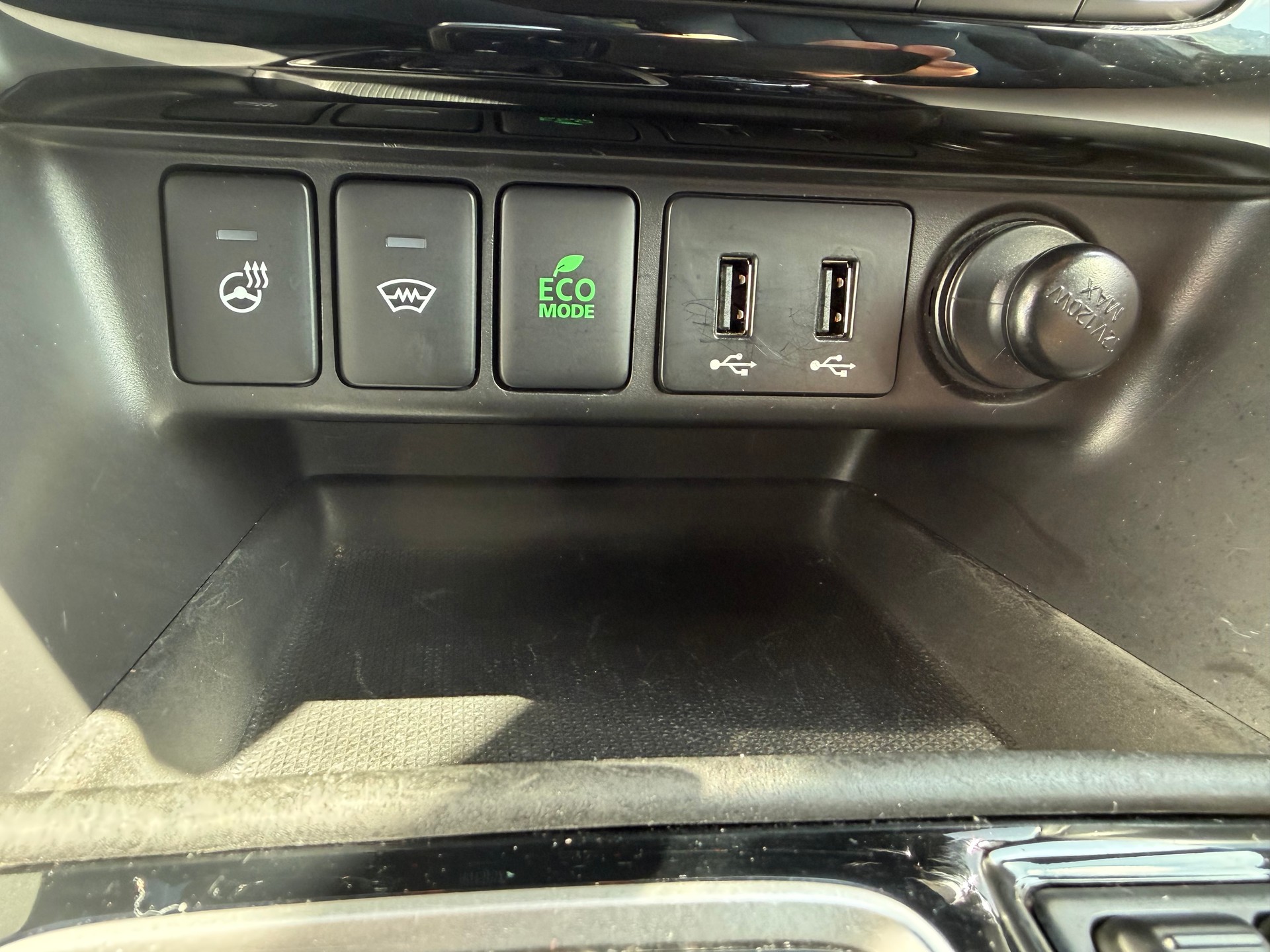 MITSUBISHI Eclipse Cross 1.5 T-Mivec Diamond 4WD CVT-image-16