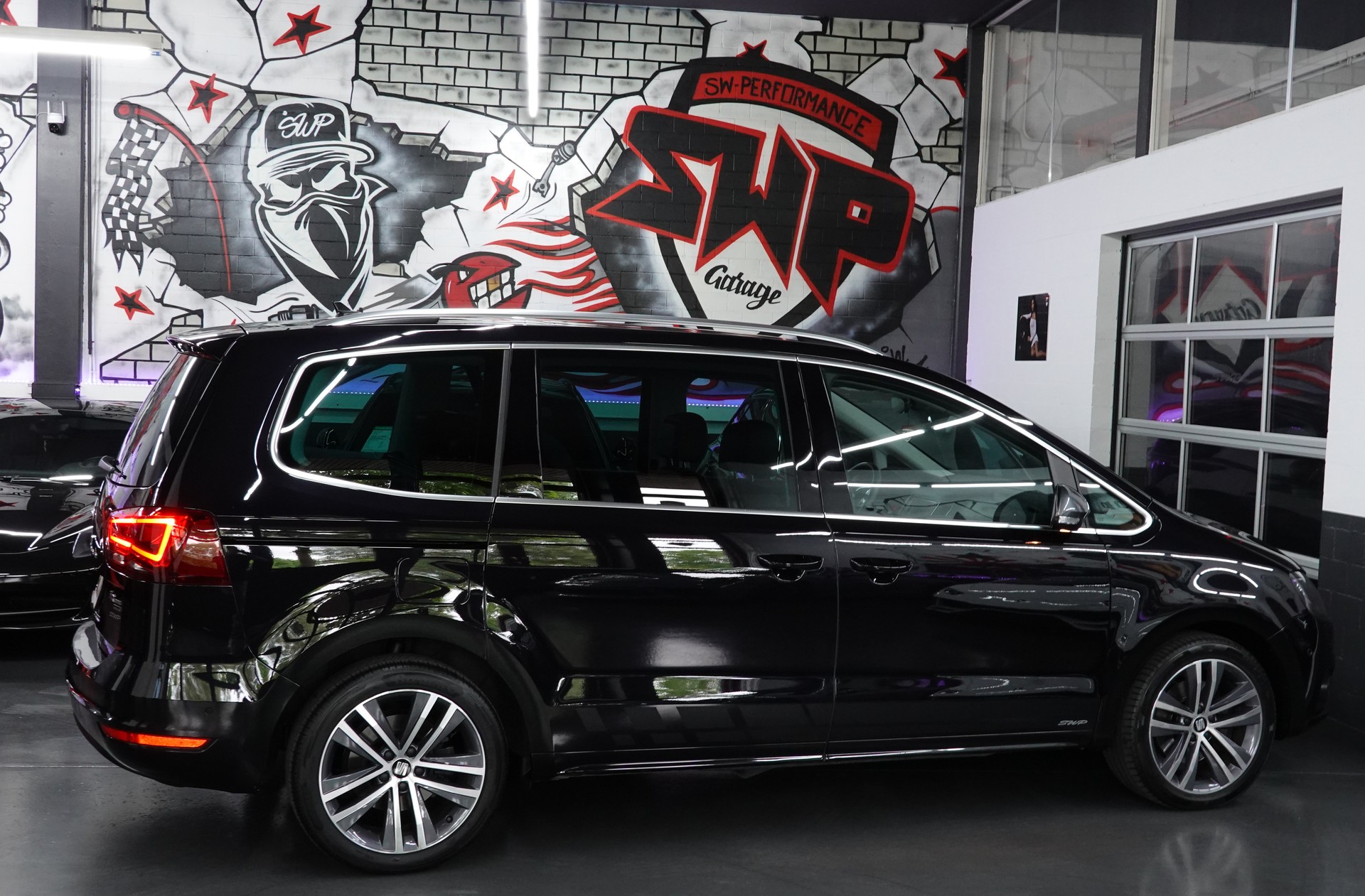 SEAT ALHAMBRA 2.0 TDI FR LINE 4 DRIVE AHL 2.4T CH-FZ 7-PLÄTZER-image-19