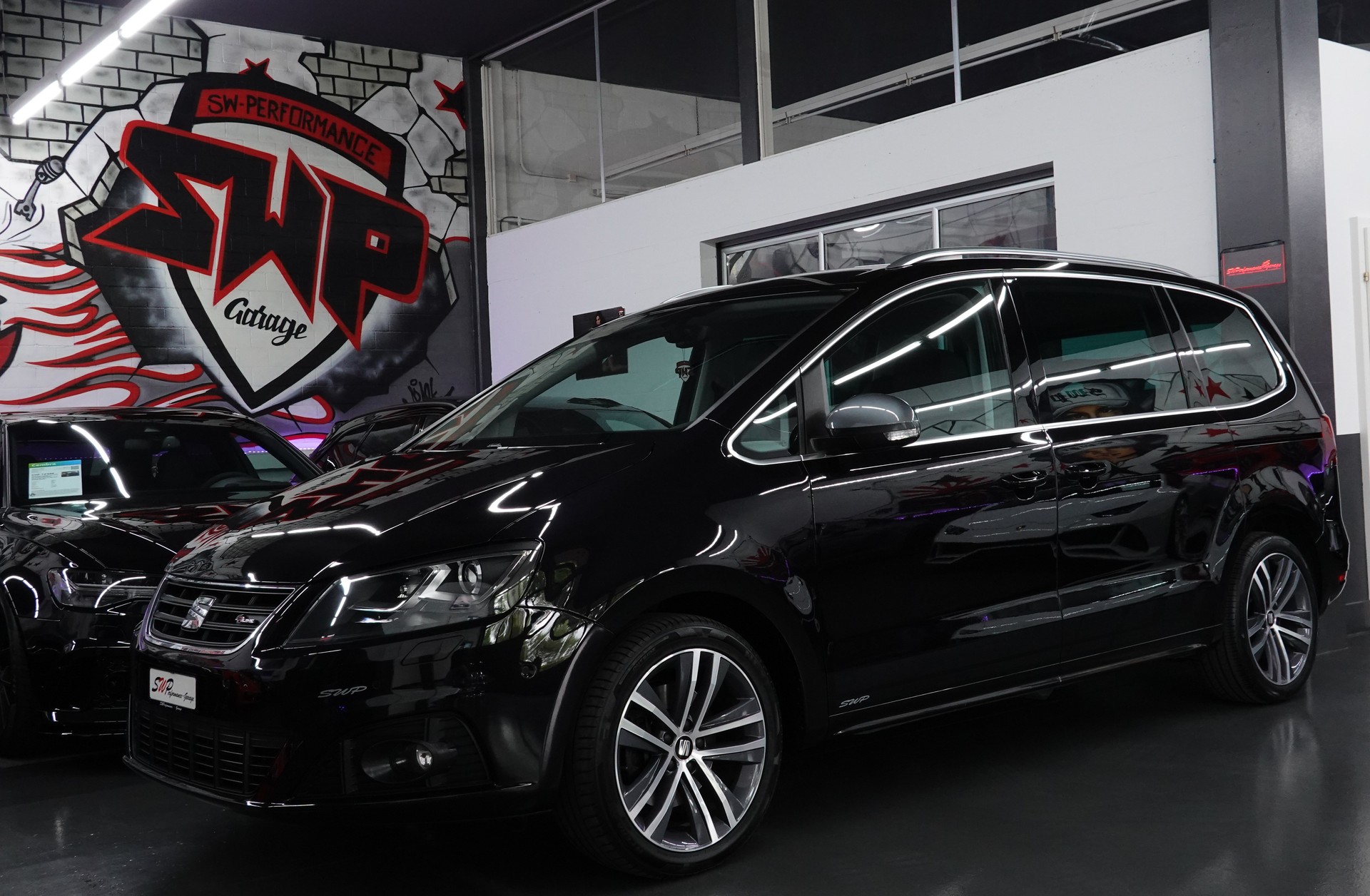 SEAT ALHAMBRA 2.0 TDI FR LINE 4 DRIVE AHL 2.4T CH-FZ 7-PLÄTZER