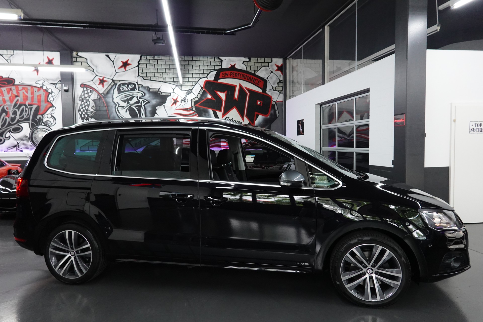 SEAT ALHAMBRA 2.0 TDI FR LINE 4 DRIVE AHL 2.4T CH-FZ 7-PLÄTZER-image-46