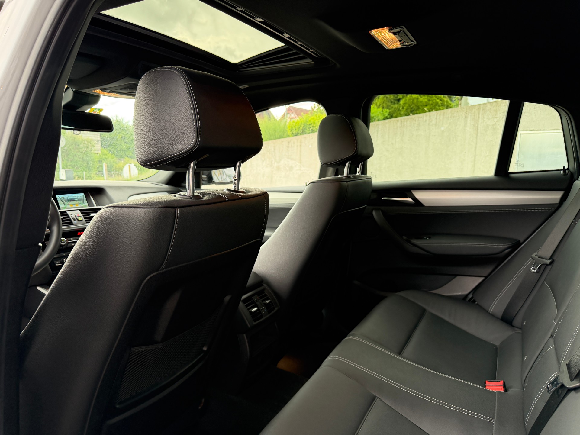 BMW X4 M 40i Steptronic-image-13