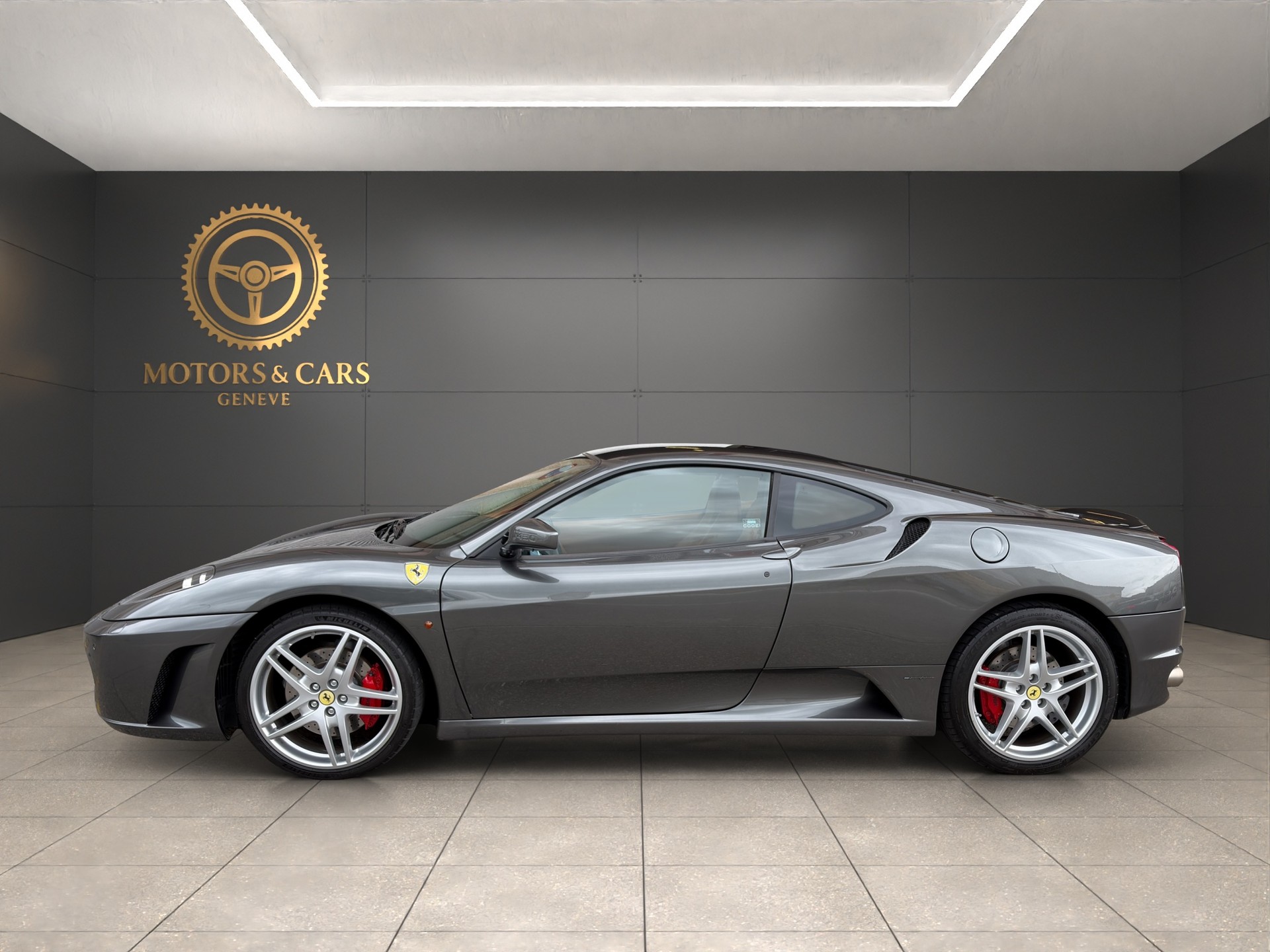 FERRARI F430-showroom-element-3