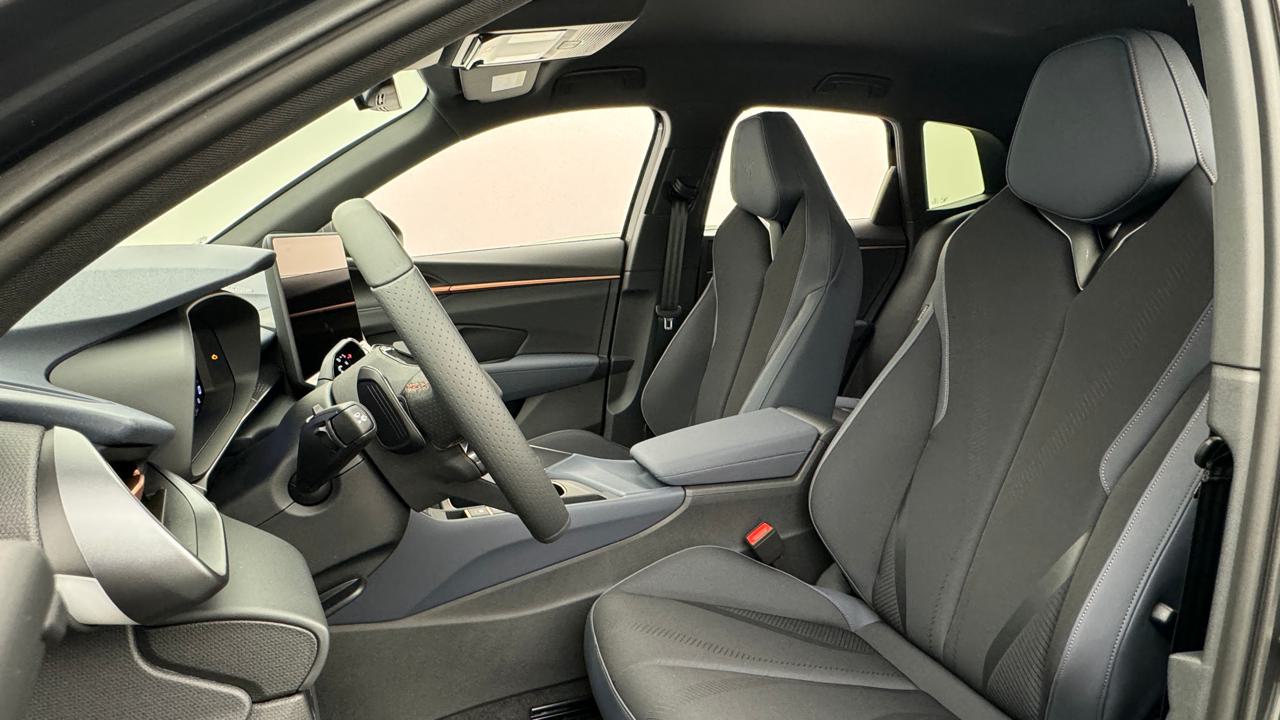 CUPRA Terramar 1.5 eTSI DSG-image-4