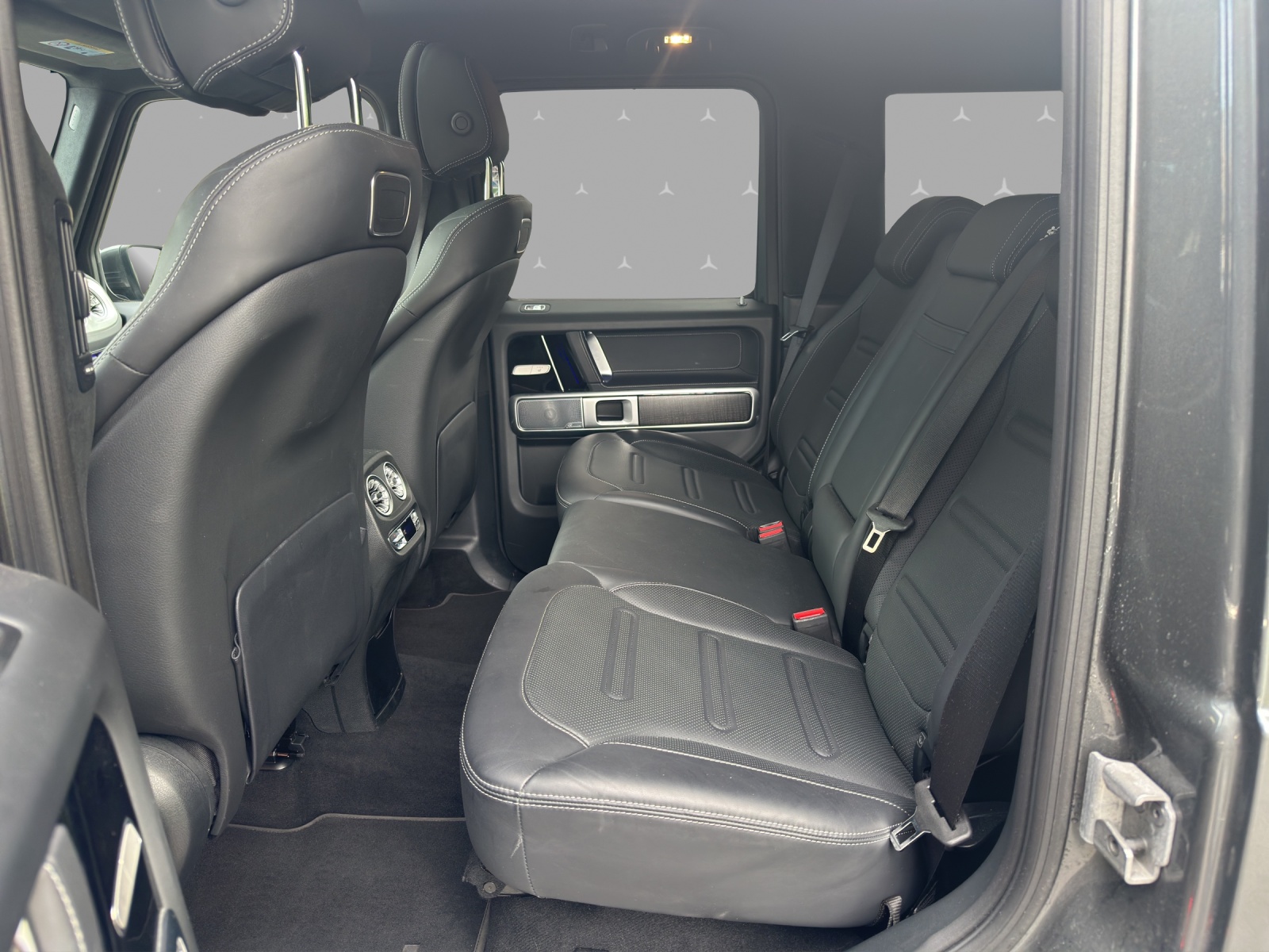 MERCEDES-BENZ G 500 AMG Line 9G-Tronic-image-13
