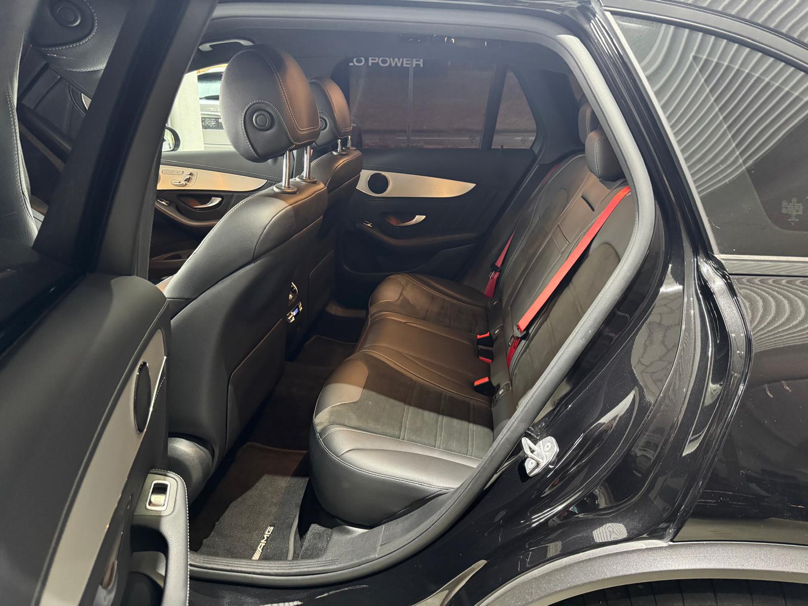 MERCEDES-BENZ GLC 63 S AMG 4Matic 9G-Tronic-image-10