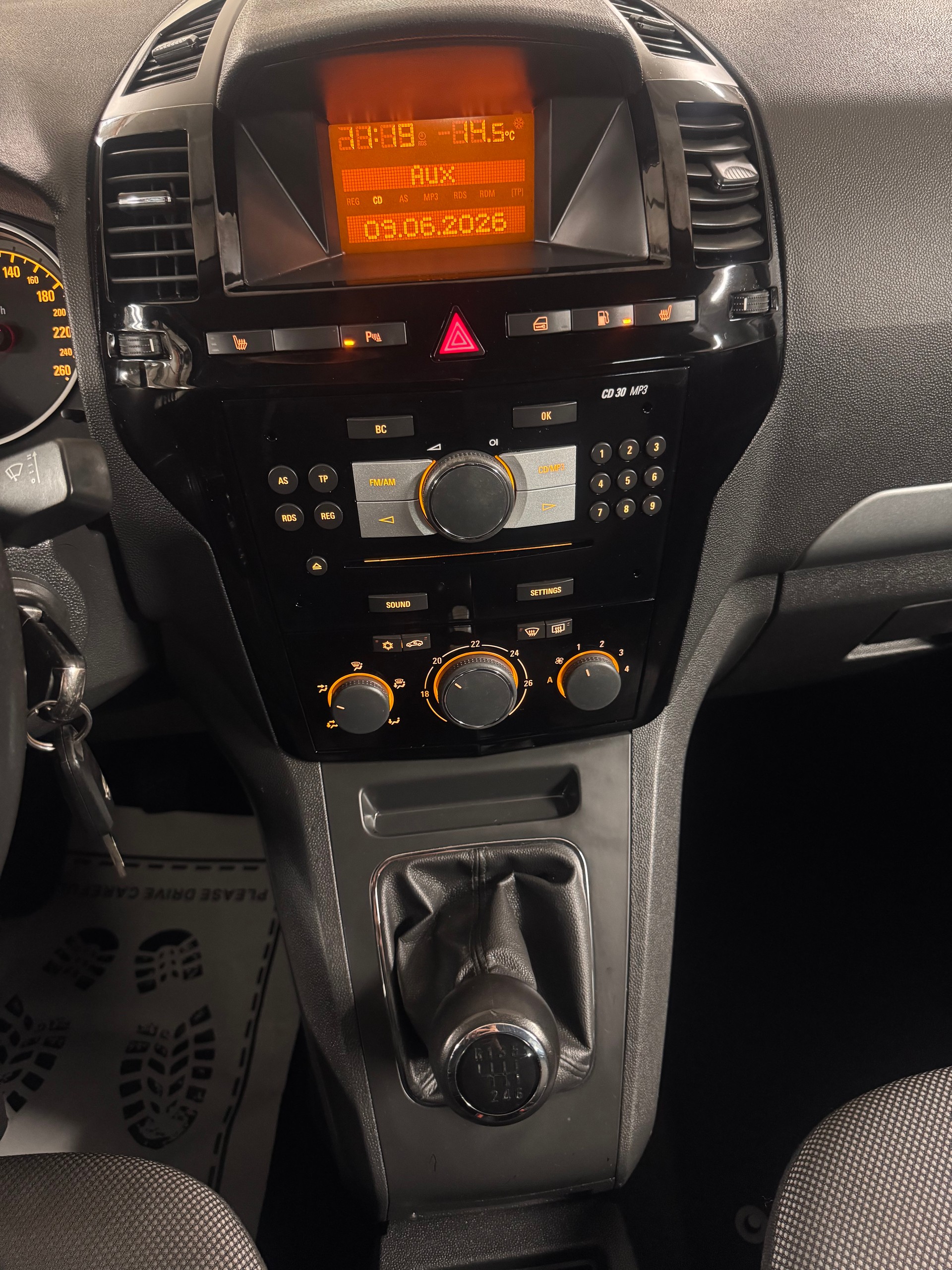 OPEL Zafira 1.6i 16V Turbo CNG Cosmo-image-14