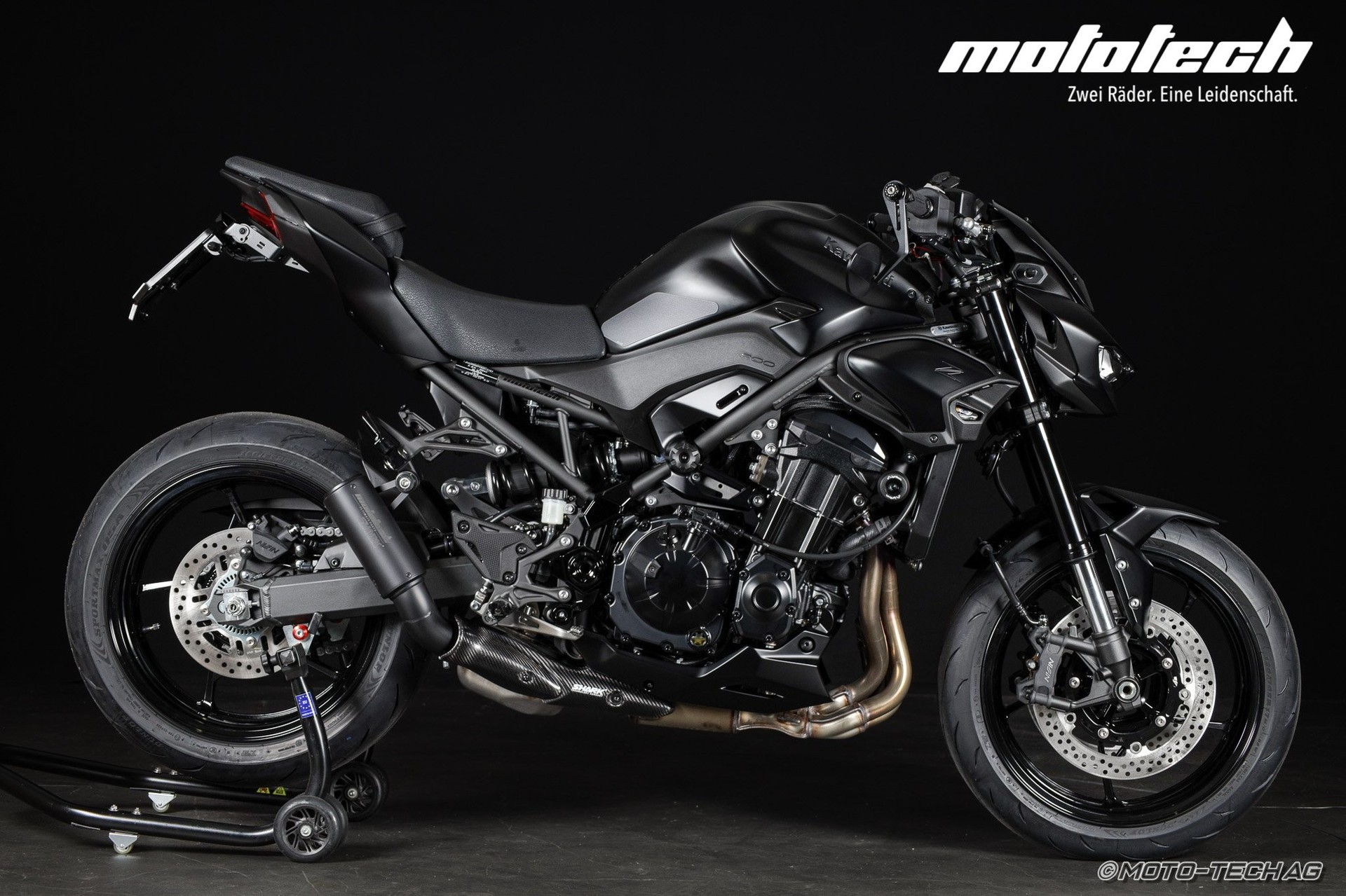 KAWASAKI Z 900 MY25 (35 / 91kW) STAGE 1 BLACK EDITION-image-1