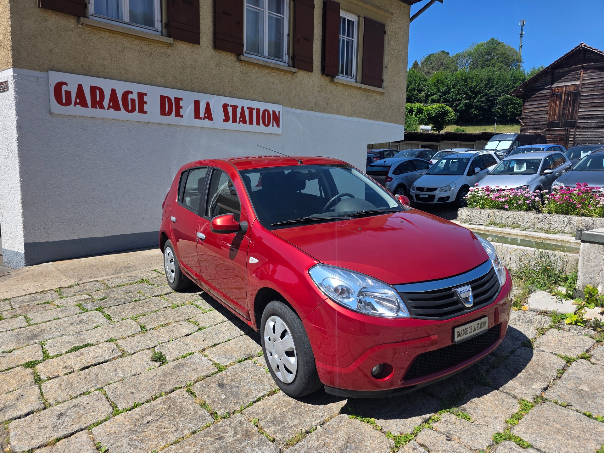 DACIA Sandero 1.6 Lauréate-image-2