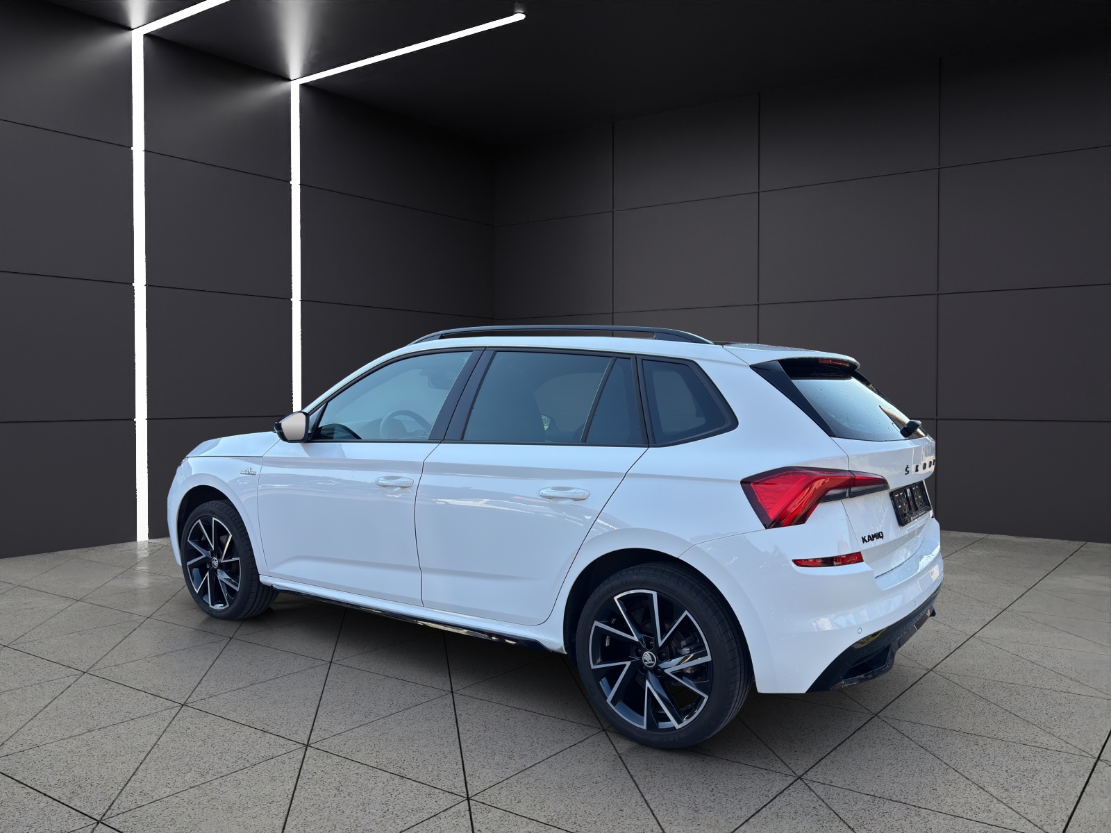 SKODA Kamiq 1.0 TSI Monte Carlo DSG-showroom-element-3