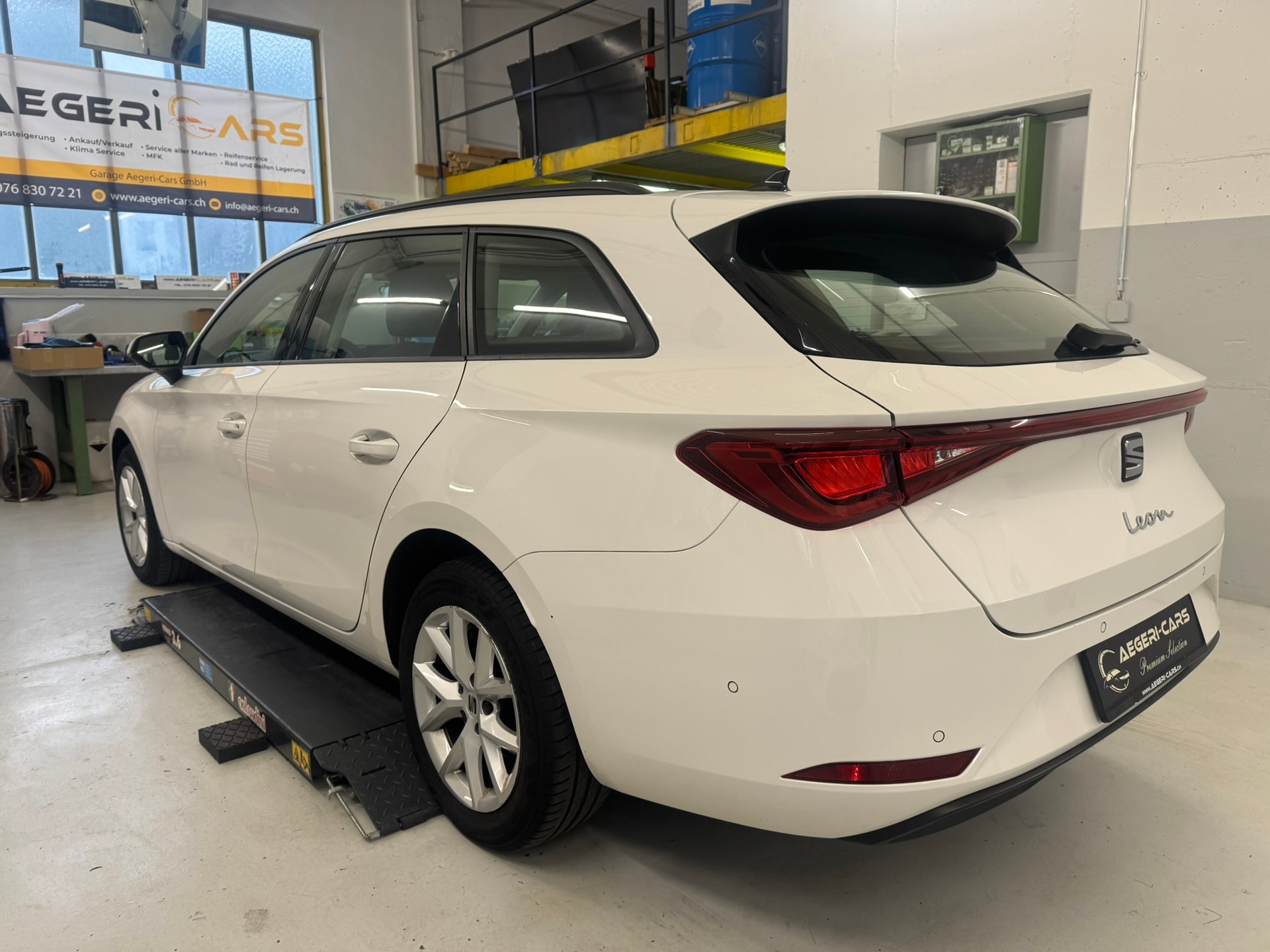 SEAT Leon ST 1.5 TGI FR DSG-image-5