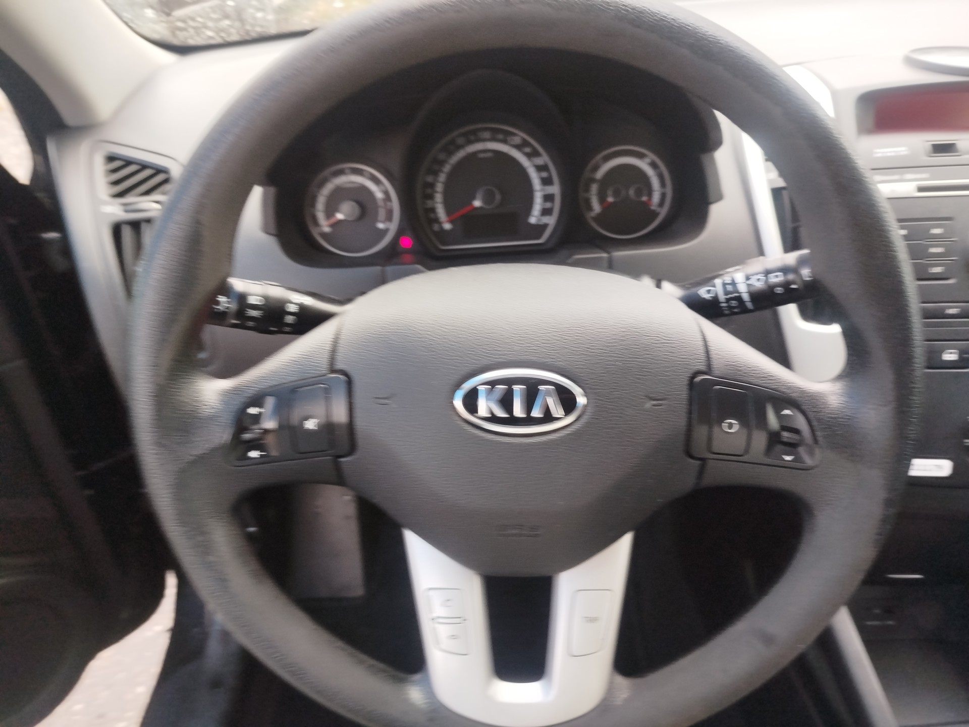 KIA Cee'd Sporty Wagon 1.6 16V Style-image-11