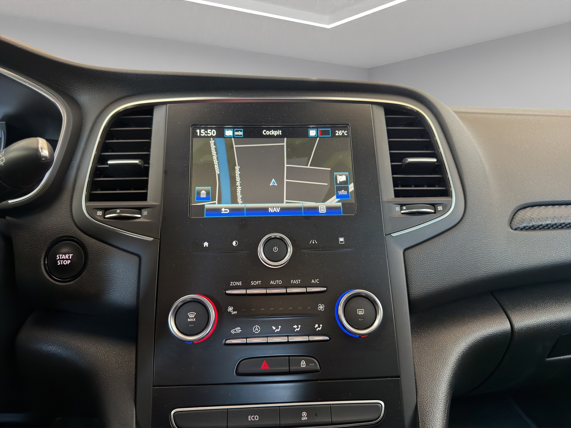 RENAULT Mégane Grandtour 1.5 dCi Business EDC-image-13