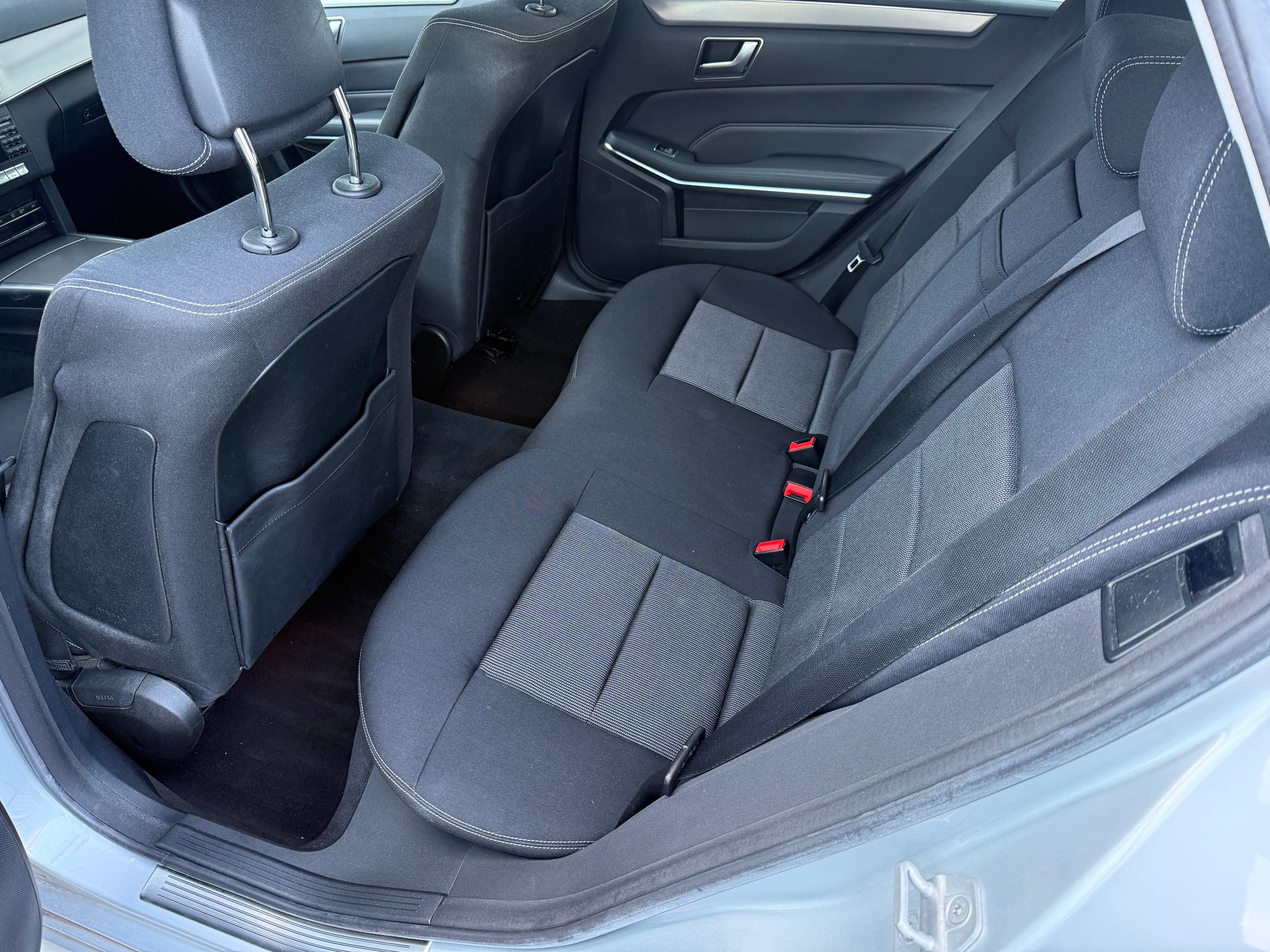 MERCEDES-BENZ E 350 BlueTEC Elégance 4Matic 7G-Tronic-image-10