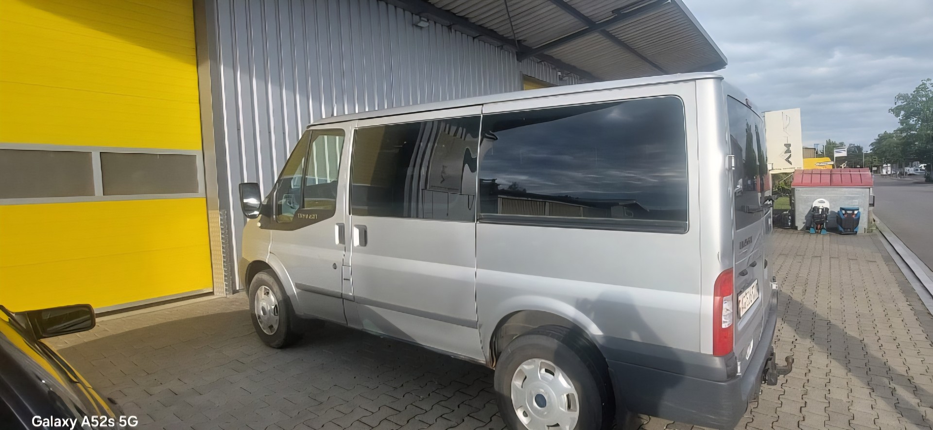 FORD Transit 2.2 TDCi 330 S-image-1